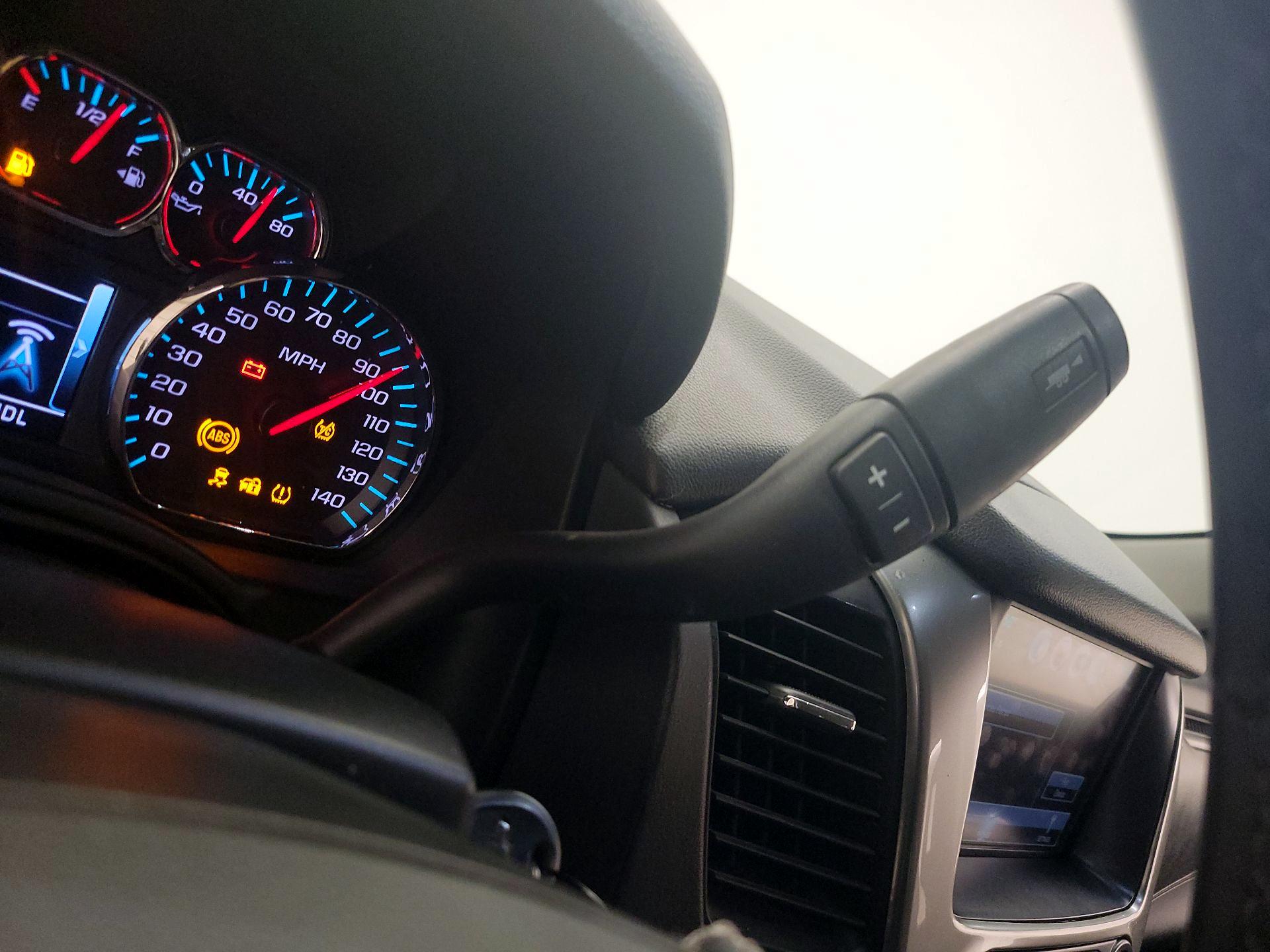 Thumbnail: 2019 Chevrolet Tahoe - 17