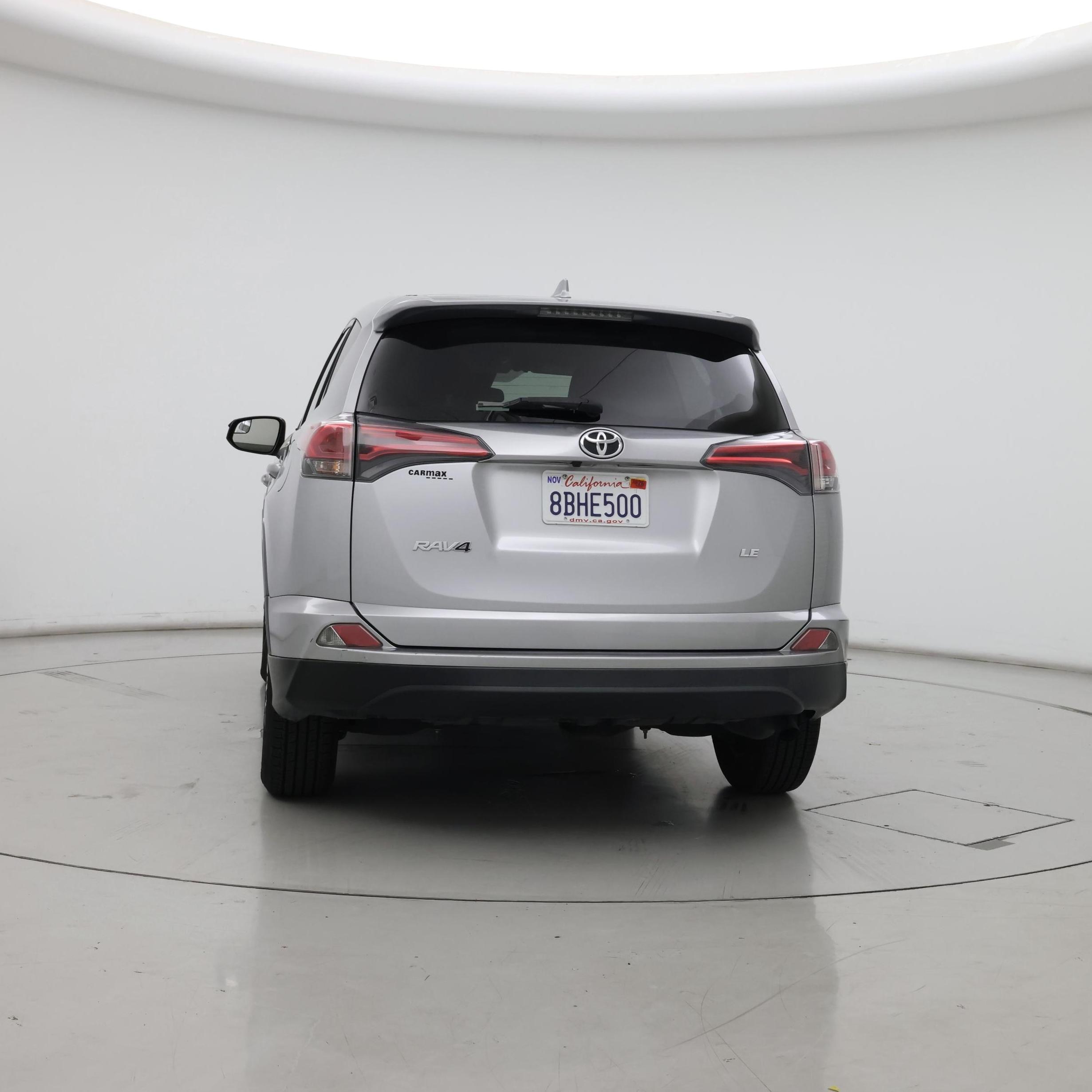 Thumbnail: 2018 Toyota RAV4 - 6