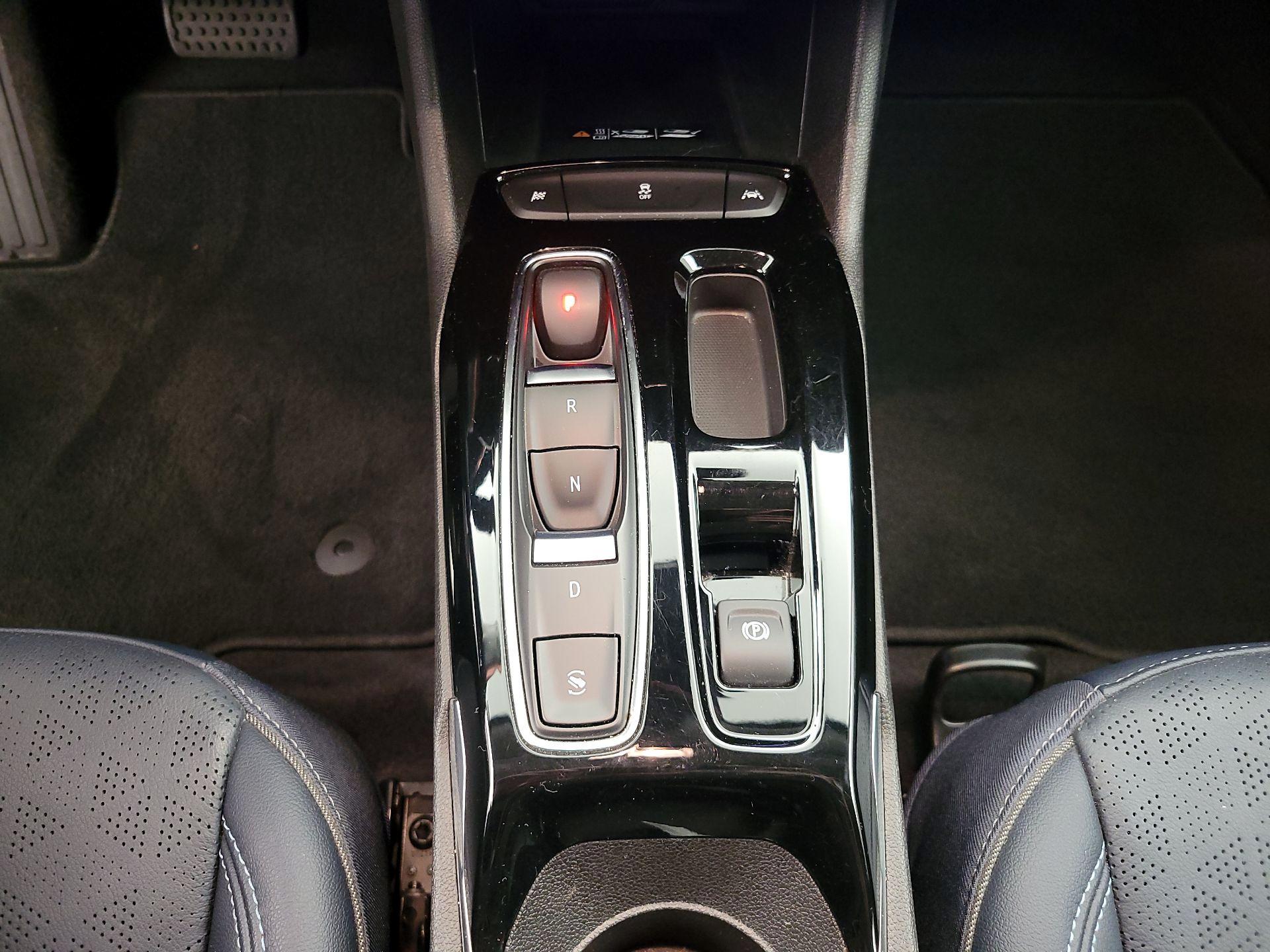 Thumbnail: 2023 Chevrolet Bolt EUV - 17