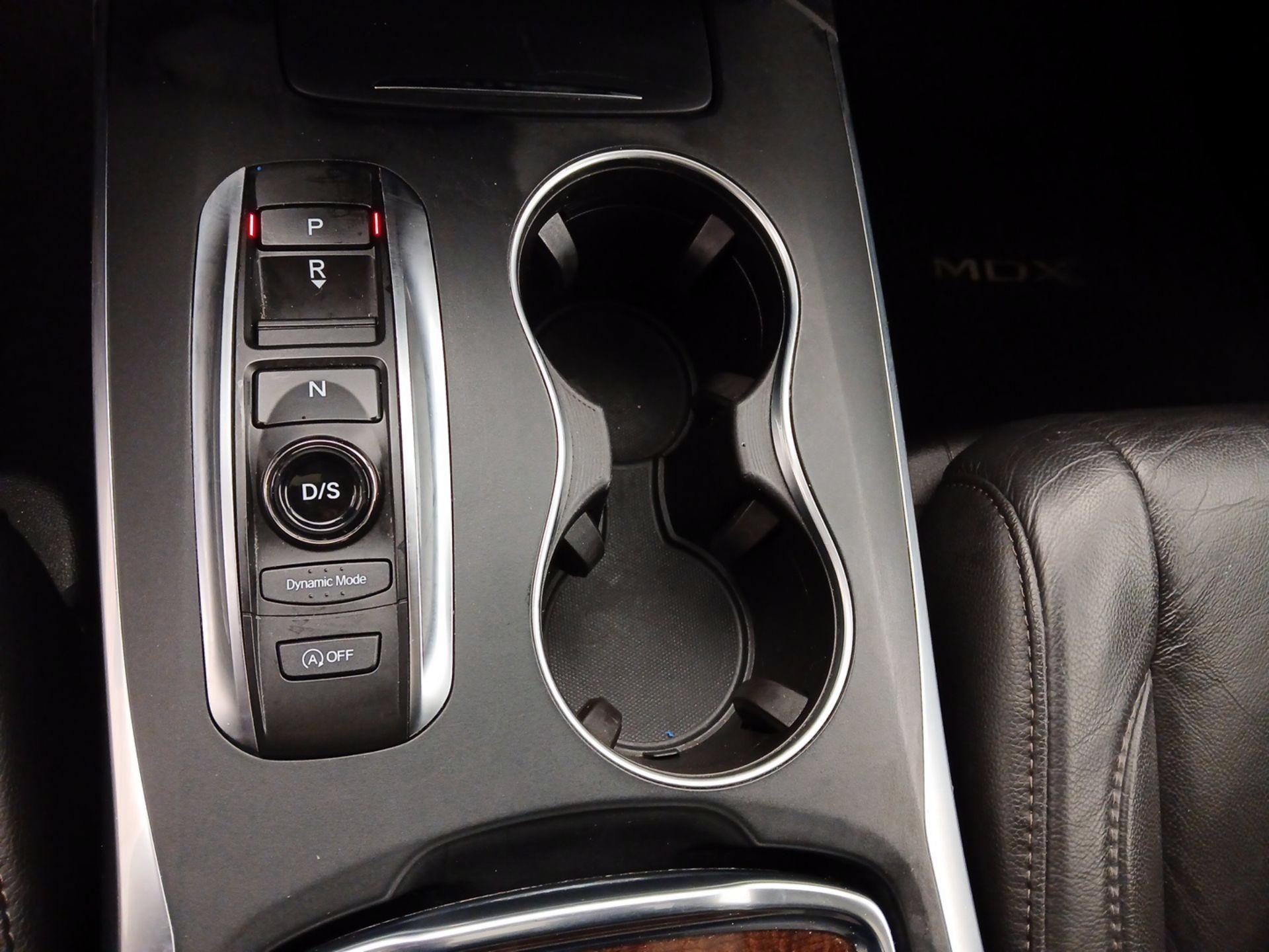 Thumbnail: 2020 Acura MDX - 17