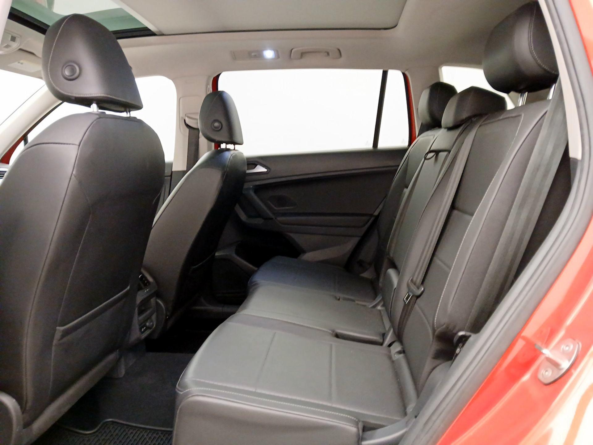 Thumbnail: 2019 Volkswagen Tiguan - 20