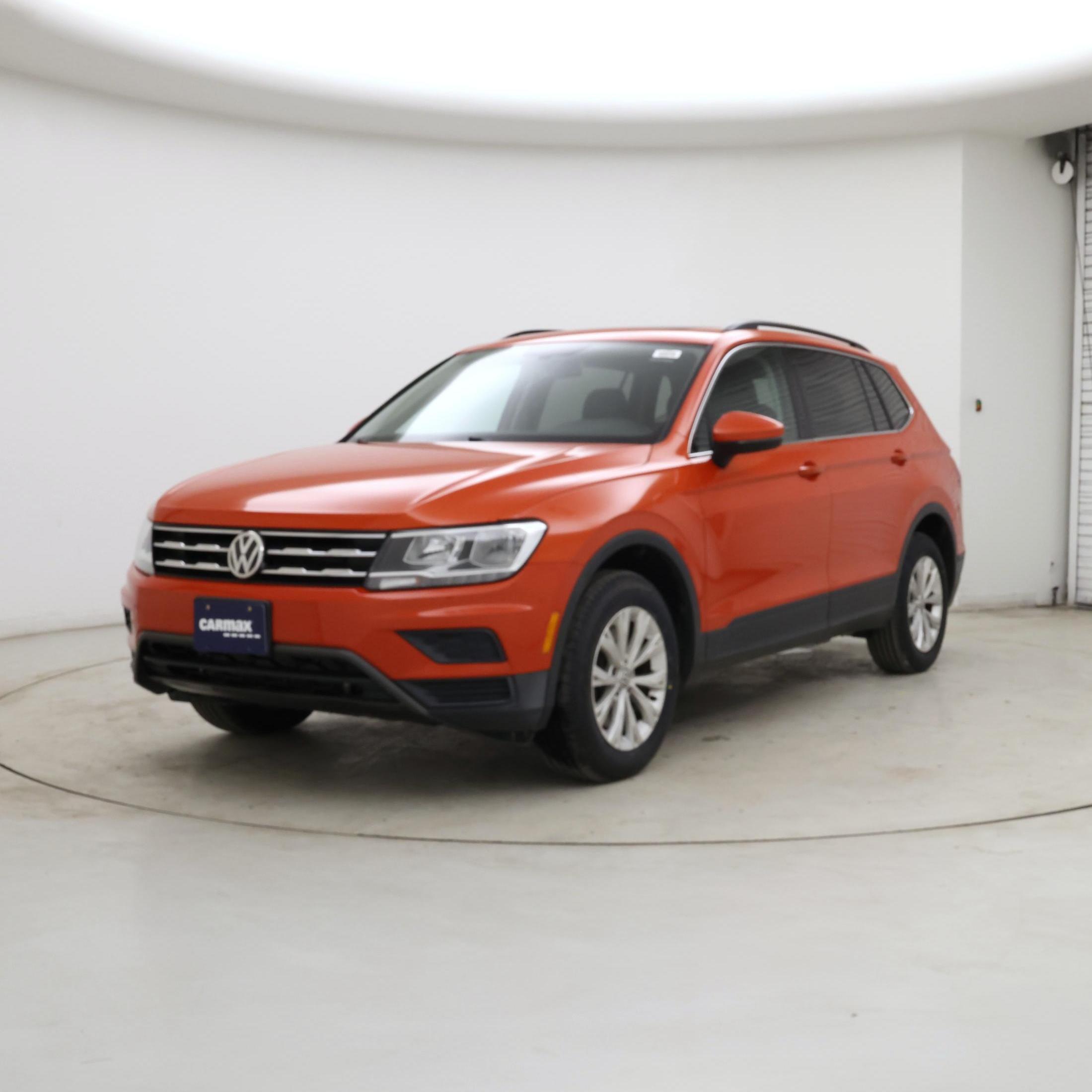 Thumbnail: 2019 Volkswagen Tiguan - 4