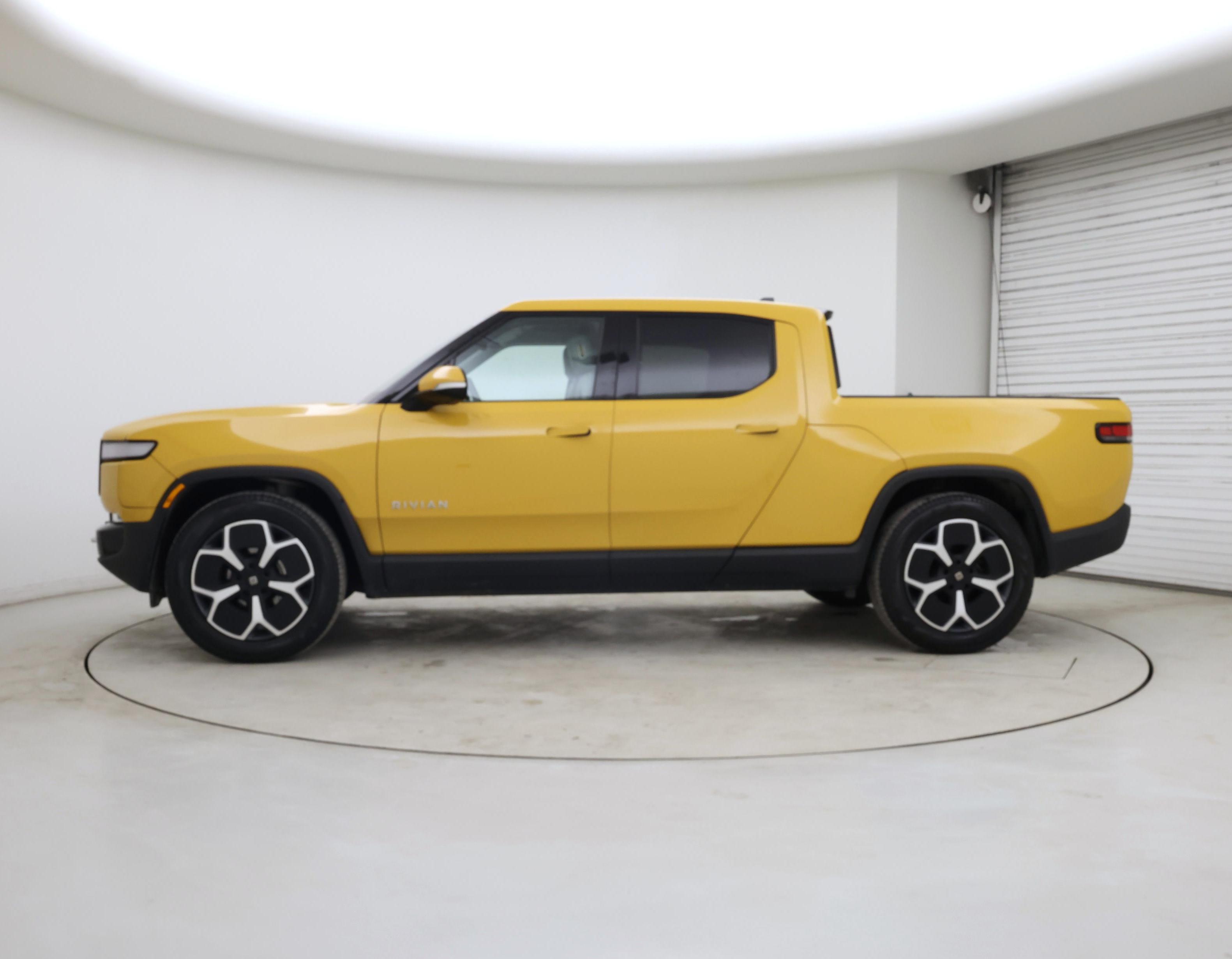 Thumbnail: 2023 Rivian R1T - 3