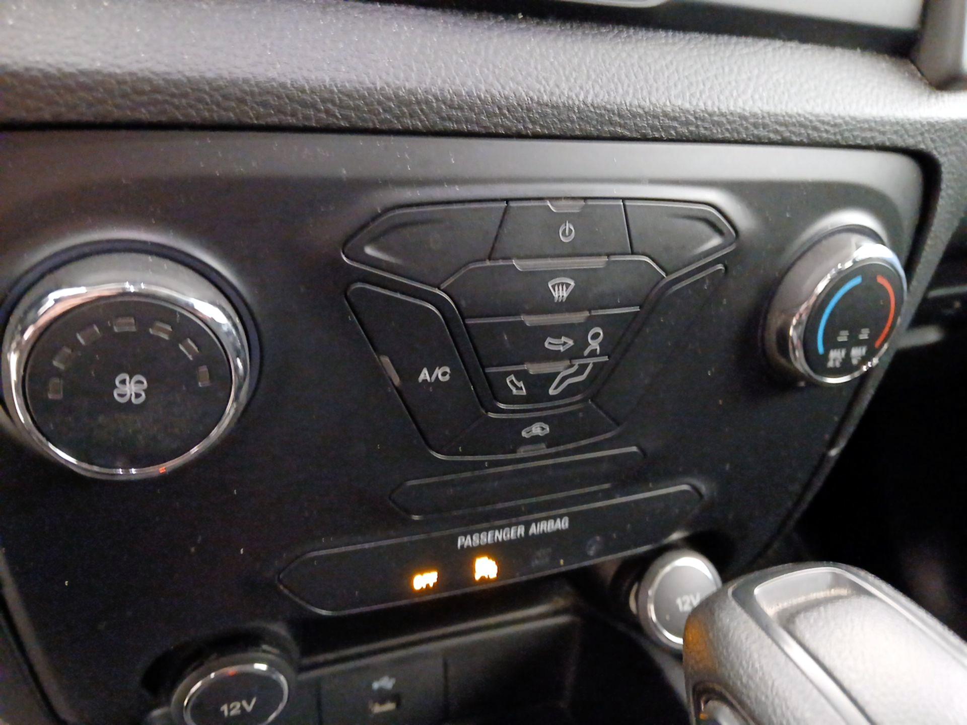 Thumbnail: 2019 Ford Ranger - 16