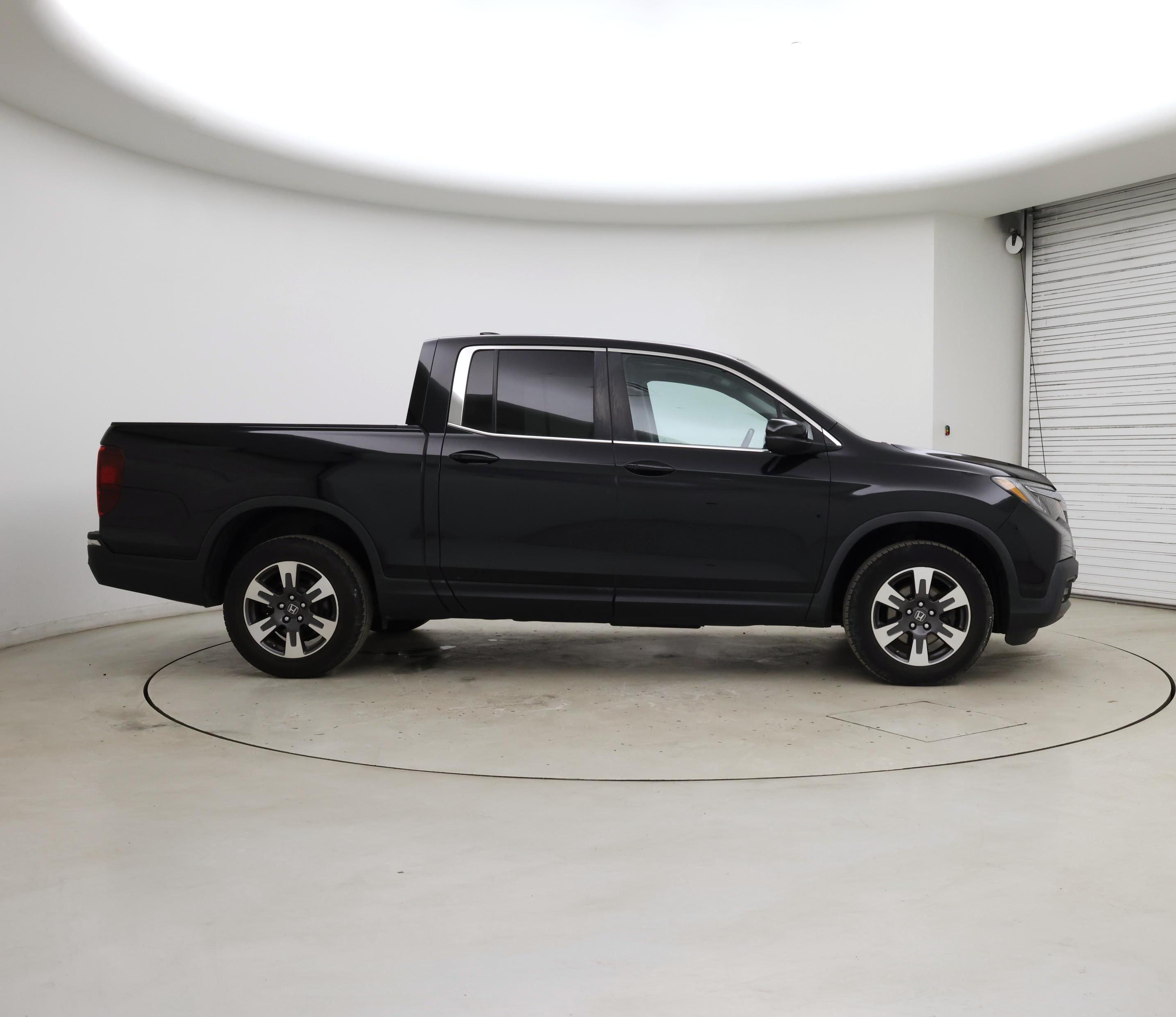 Thumbnail: 2019 Honda Ridgeline - 7