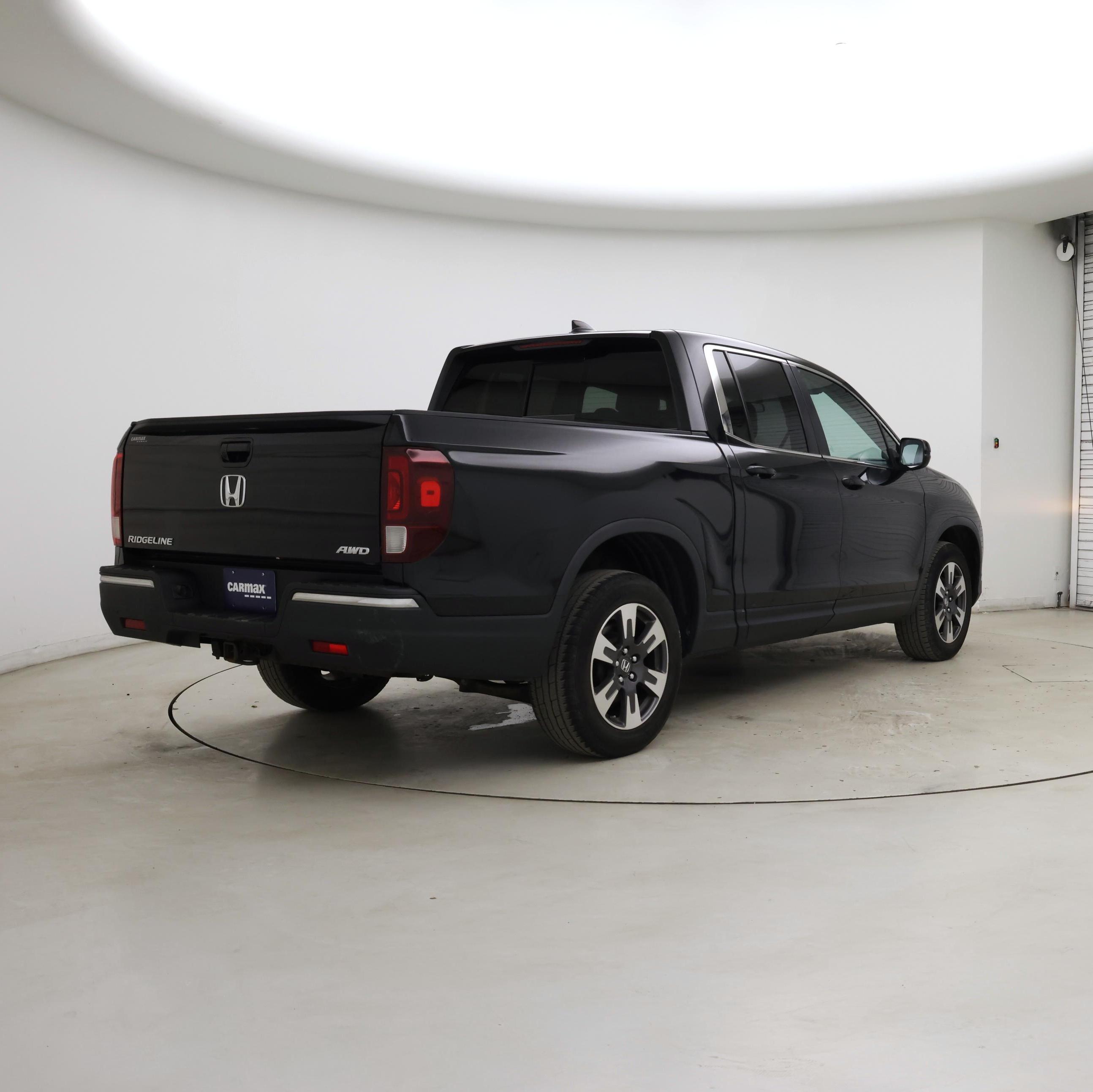 Thumbnail: 2019 Honda Ridgeline - 8