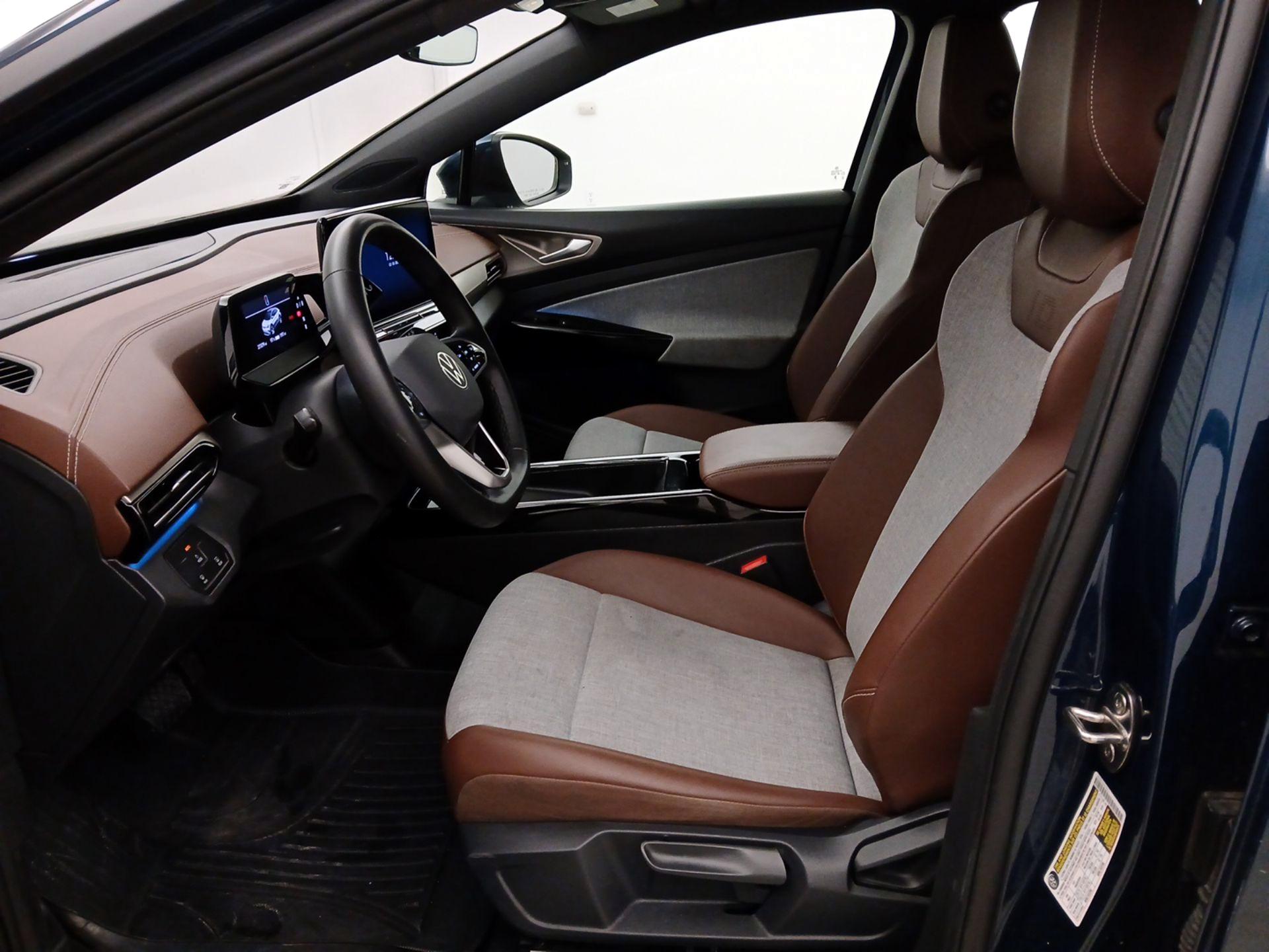 Thumbnail: 2023 Volkswagen ID.4 - 11