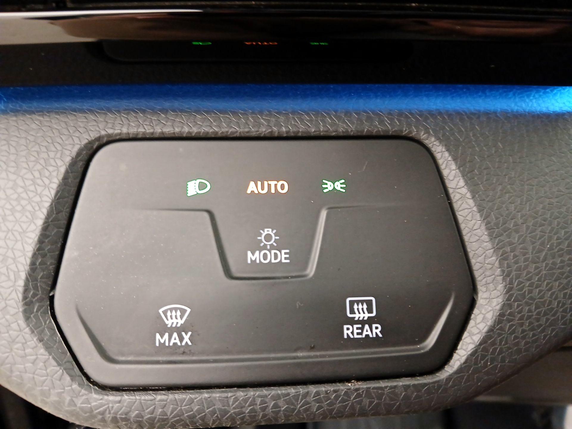 Thumbnail: 2023 Volkswagen ID.4 - 13