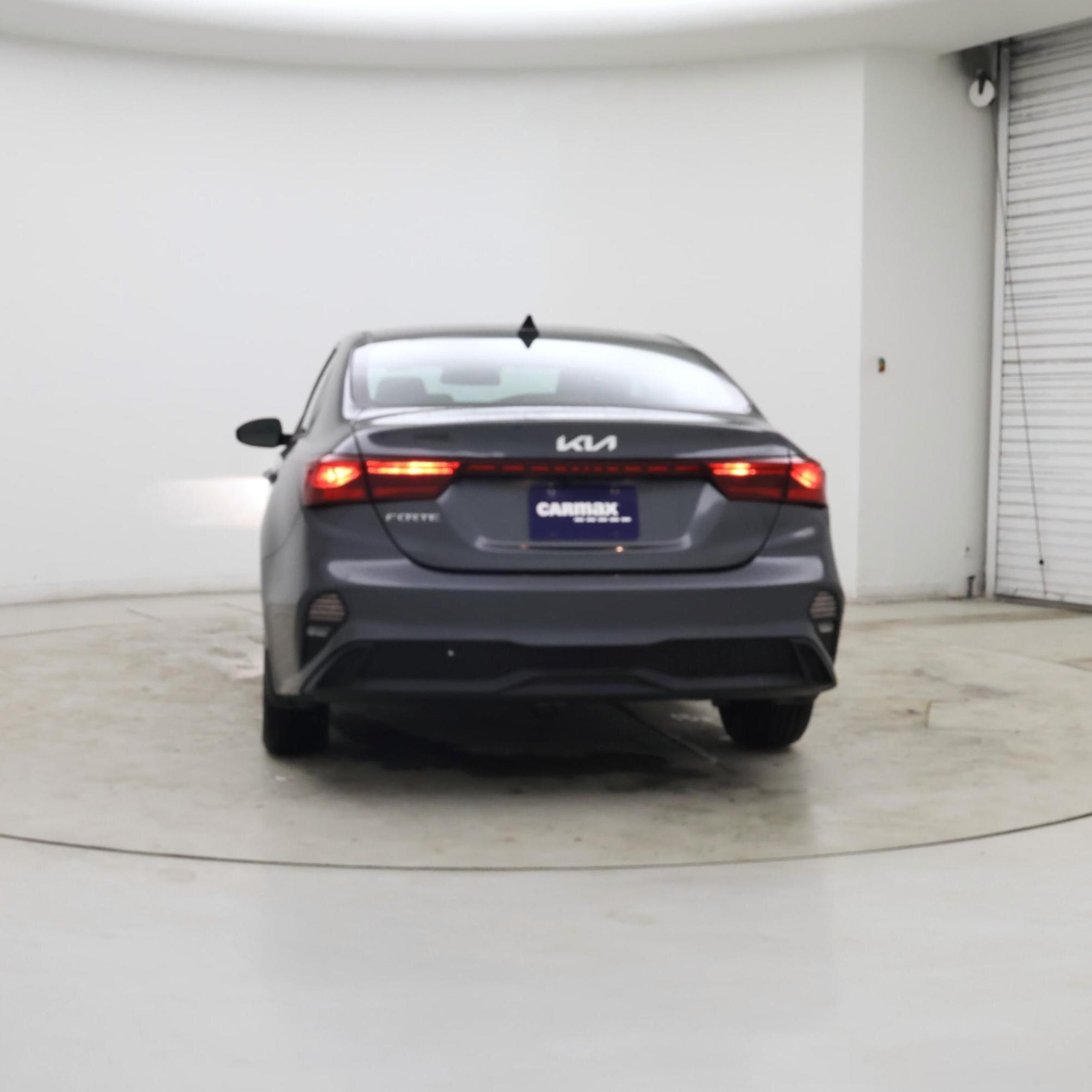 Thumbnail: 2023 Kia Forte - 6