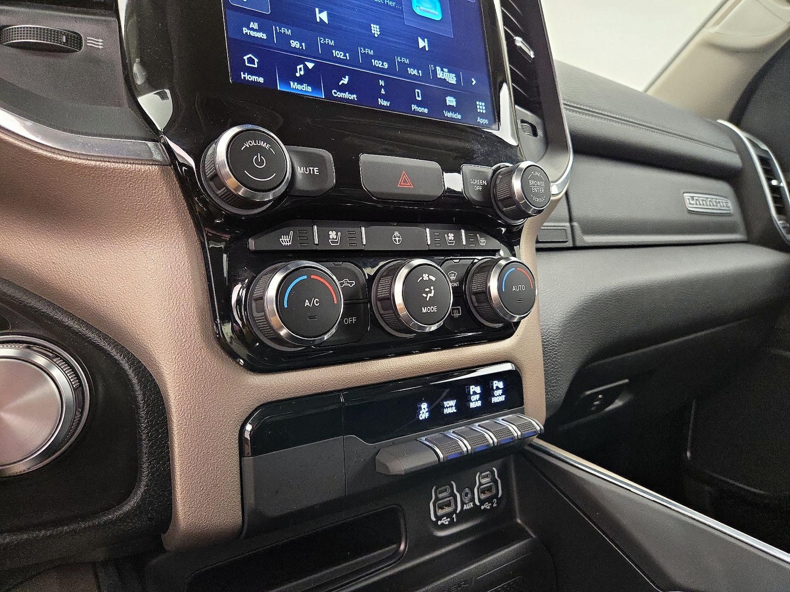 2022 RAM Ram 1500 Pickup Laramie - Photo 18