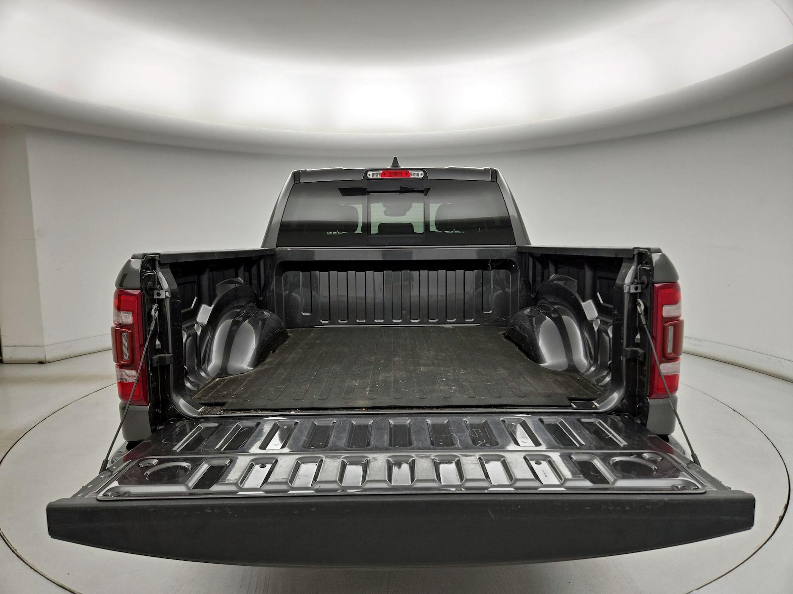 2022 RAM Ram 1500 Pickup Laramie - Photo 22