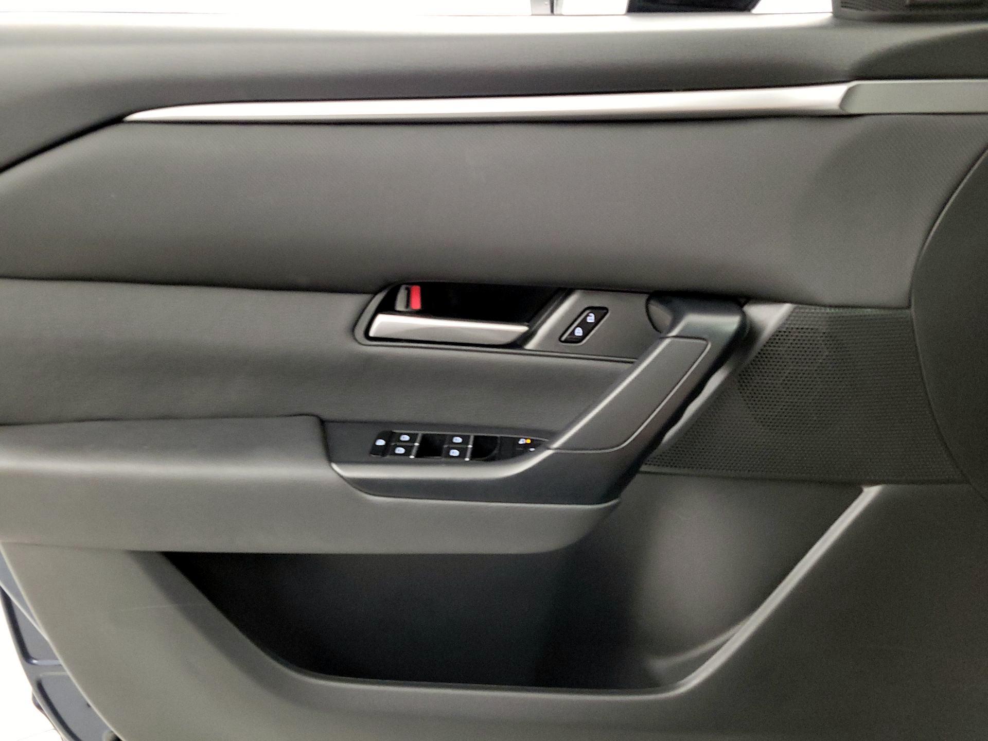 Thumbnail: 2025 Mazda CX-50 - 12