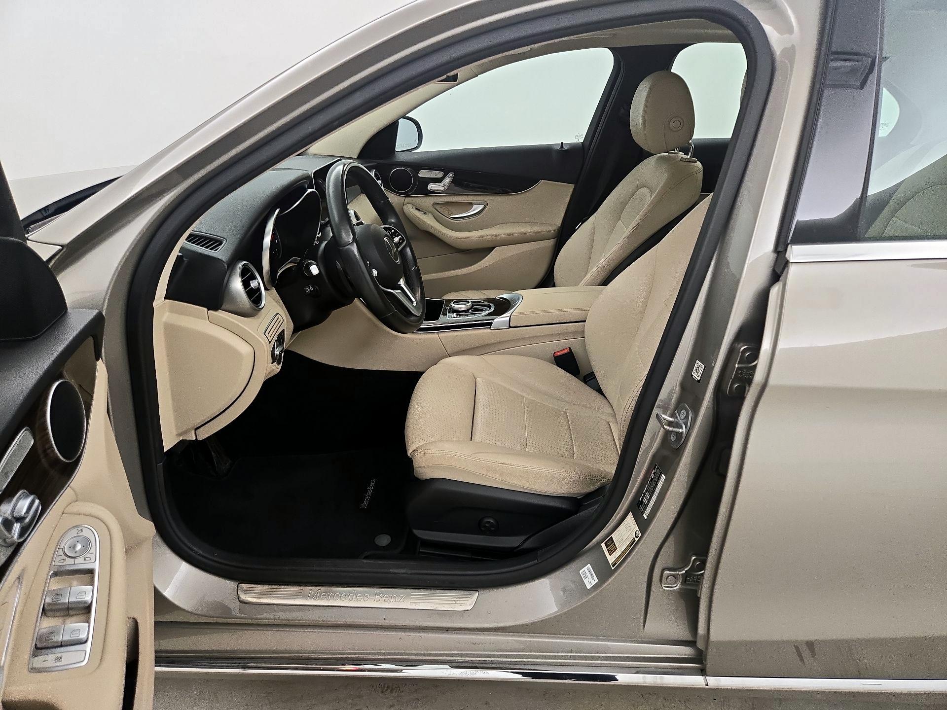 Thumbnail: 2020 Mercedes-Benz C-Class - 11