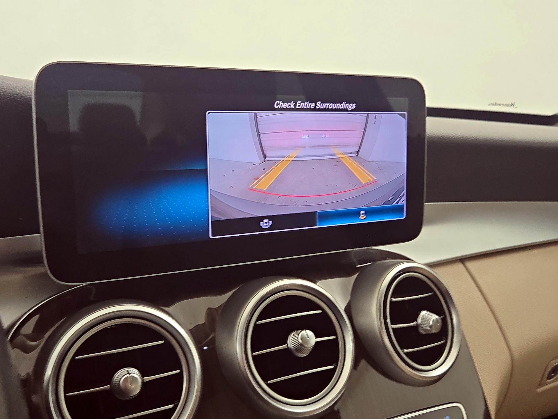 Thumbnail: 2020 Mercedes-Benz C-Class - 14