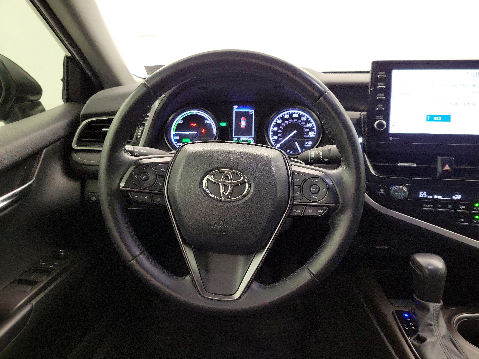 Thumbnail: 2022 Toyota Camry - 10