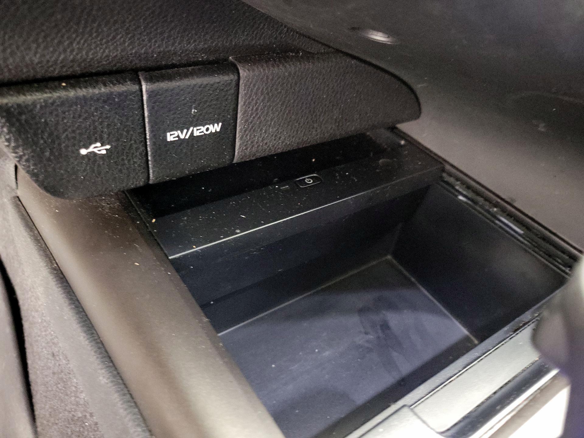 Thumbnail: 2022 Toyota Camry - 18