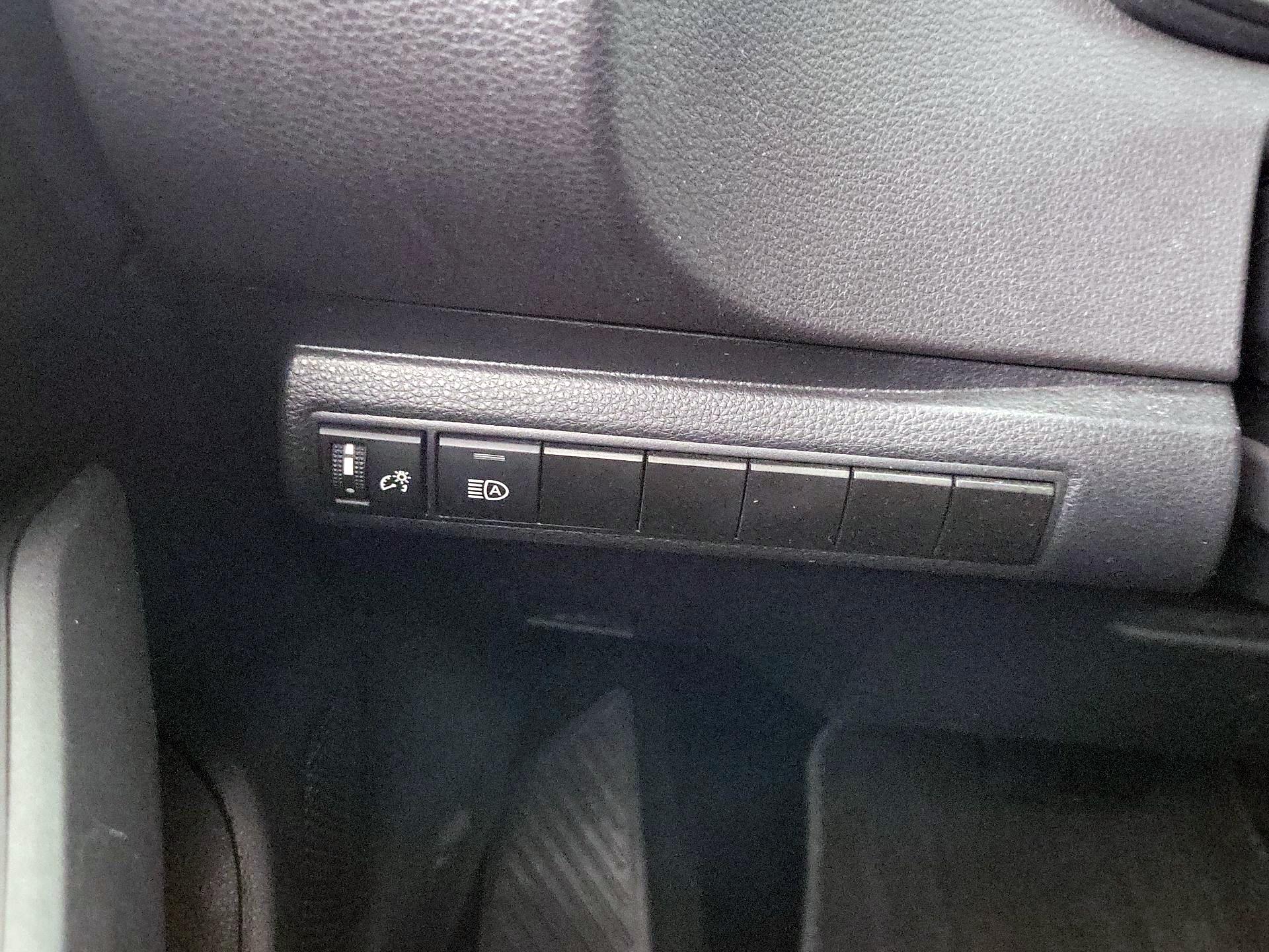 Thumbnail: 2024 Toyota Corolla - 13