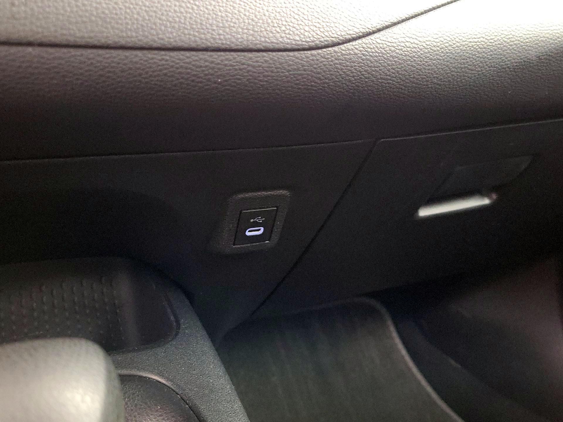 Thumbnail: 2024 Toyota Corolla - 18