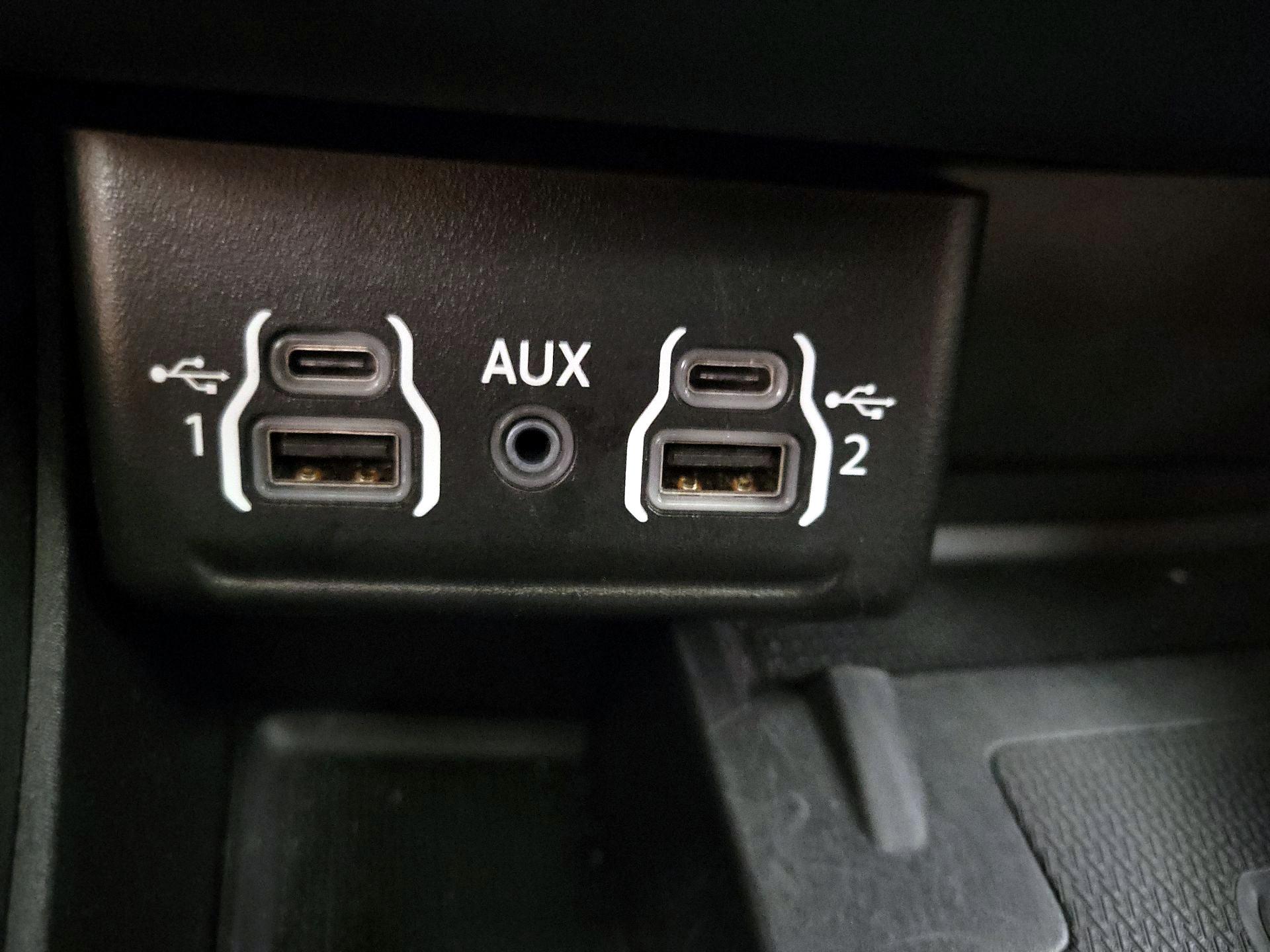 Thumbnail: 2022 Dodge Durango - 19