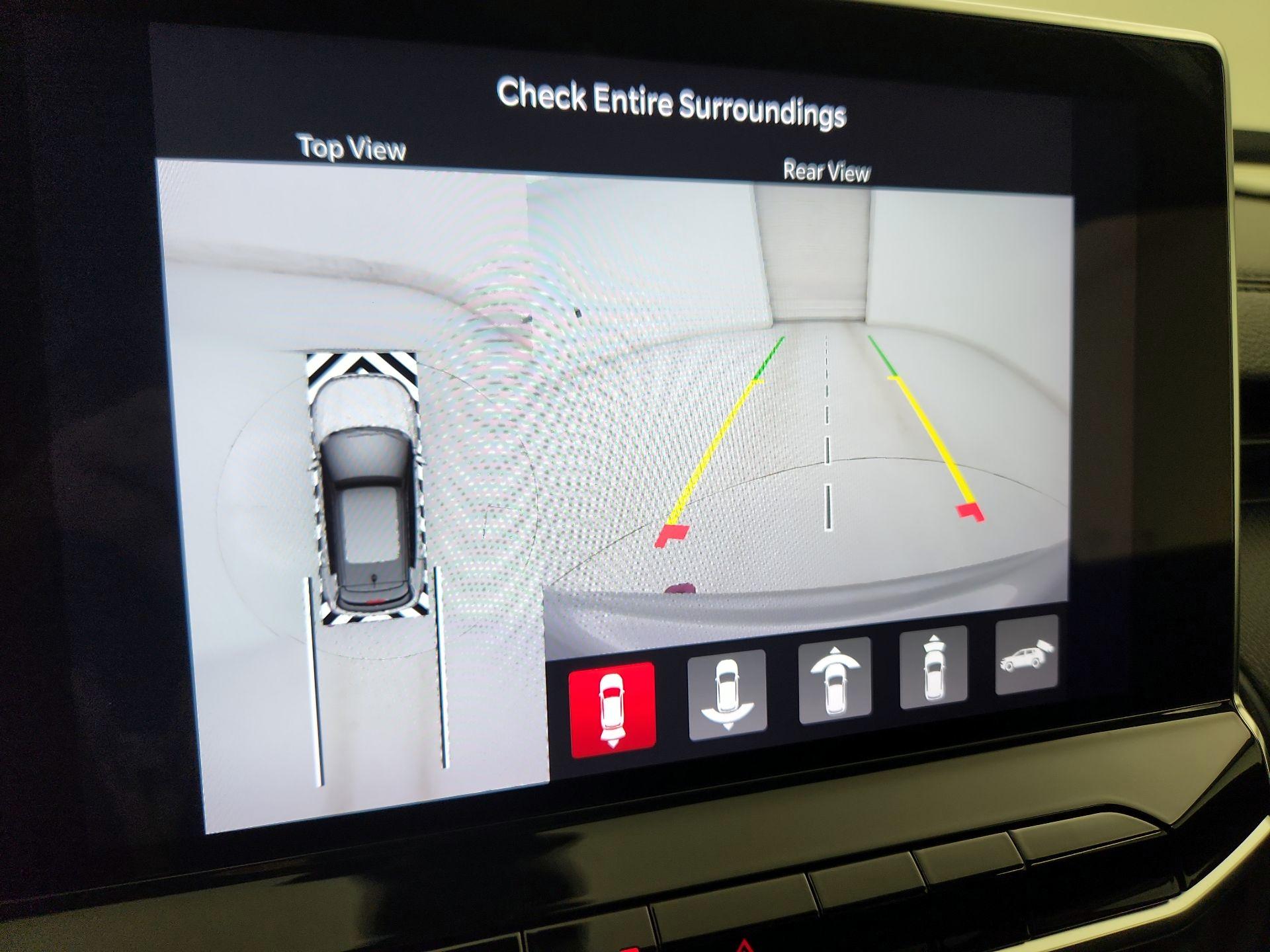 Thumbnail: 2022 Jeep Compass - 15