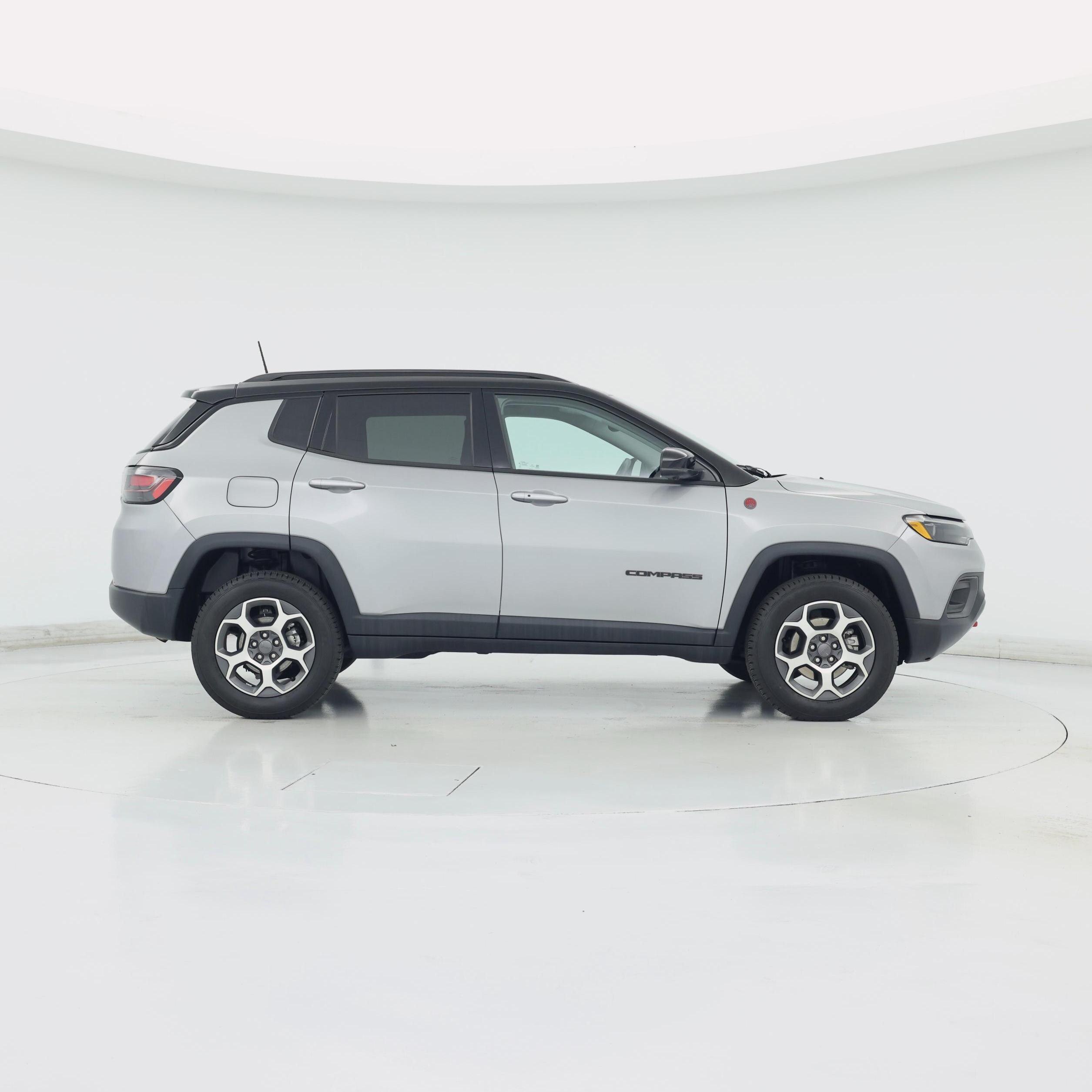 Thumbnail: 2022 Jeep Compass - 7