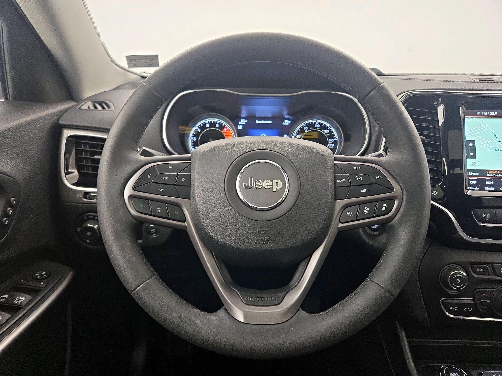 Thumbnail: 2021 Jeep Cherokee - 10