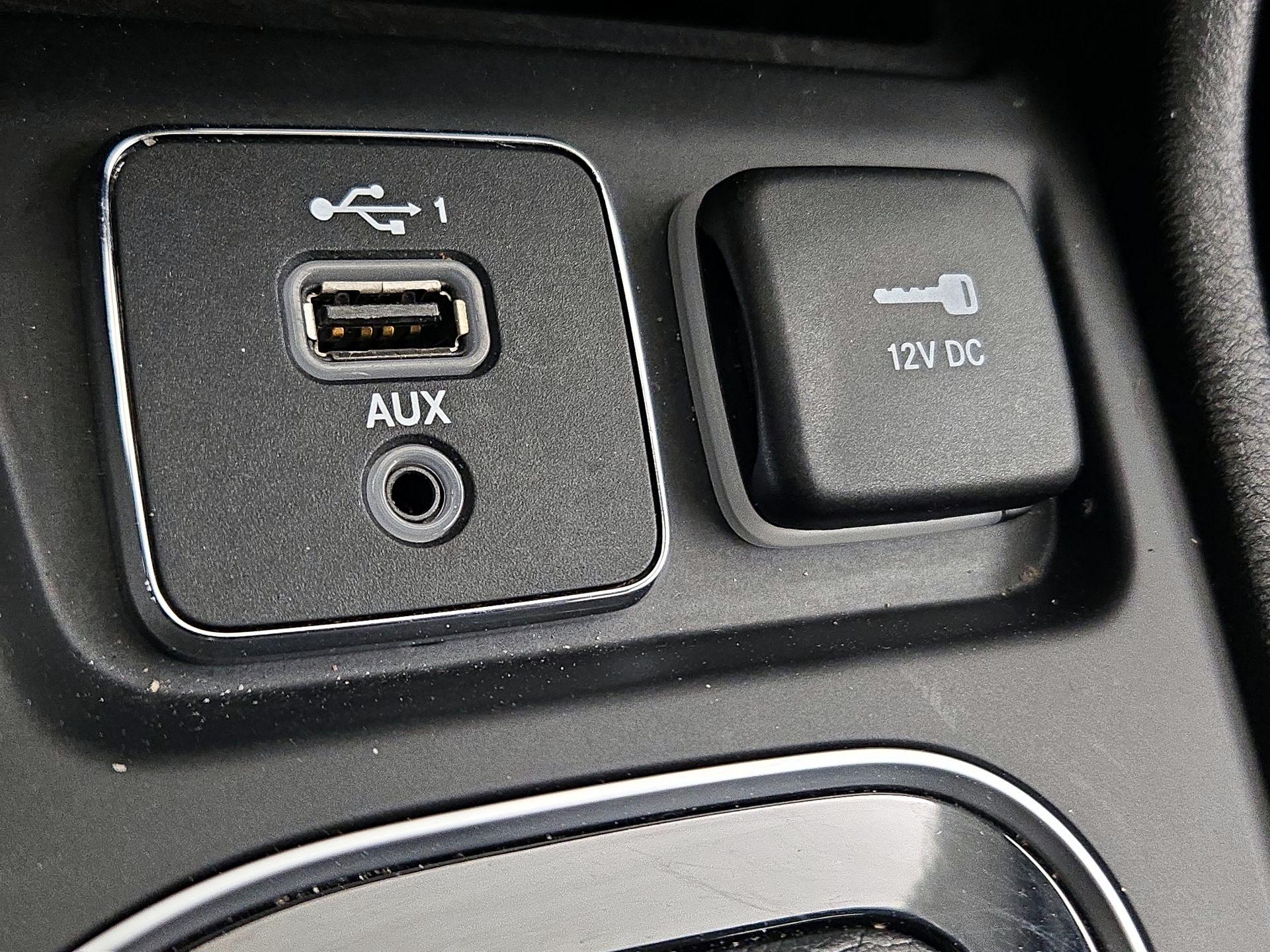 Thumbnail: 2021 Jeep Cherokee - 19