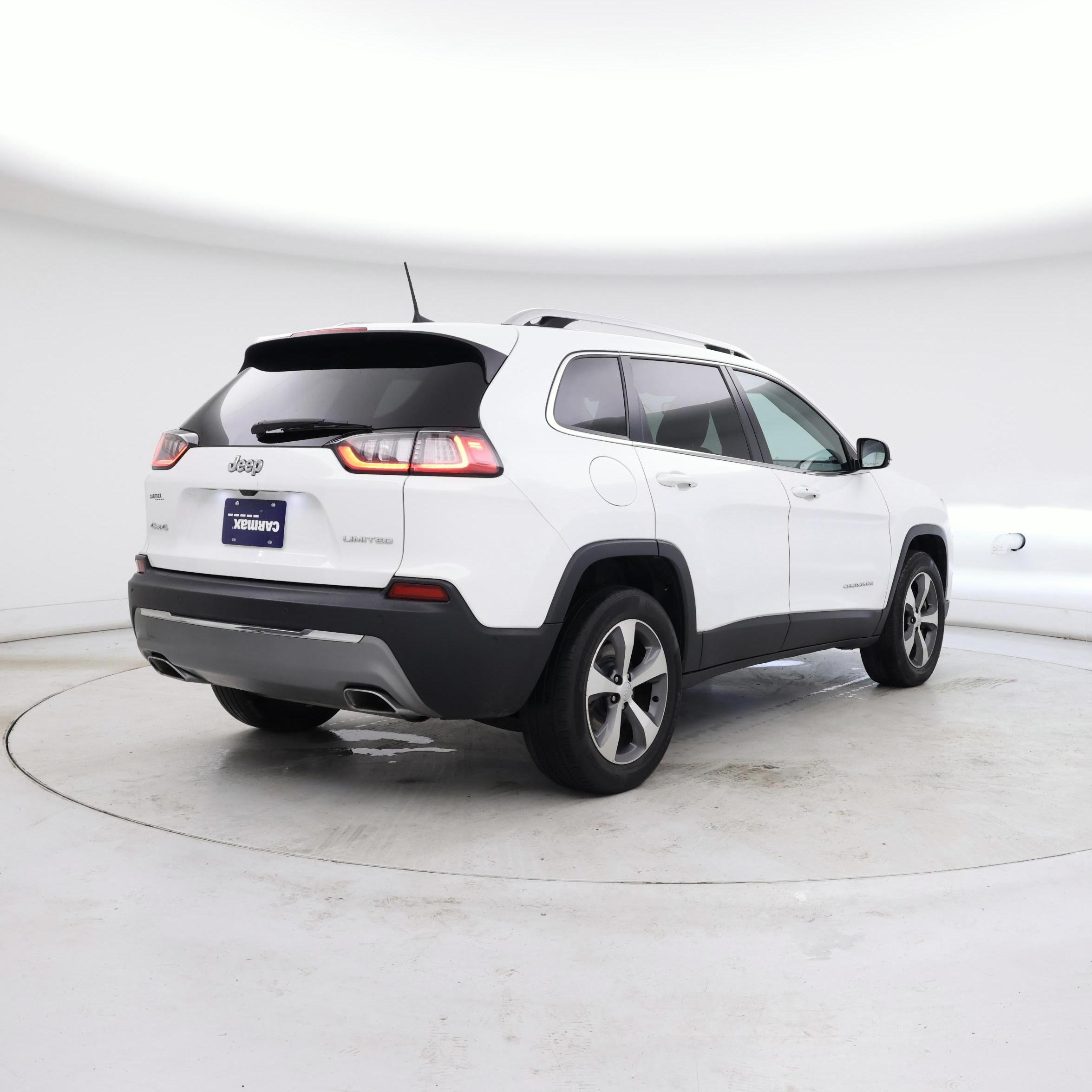 Thumbnail: 2021 Jeep Cherokee - 8