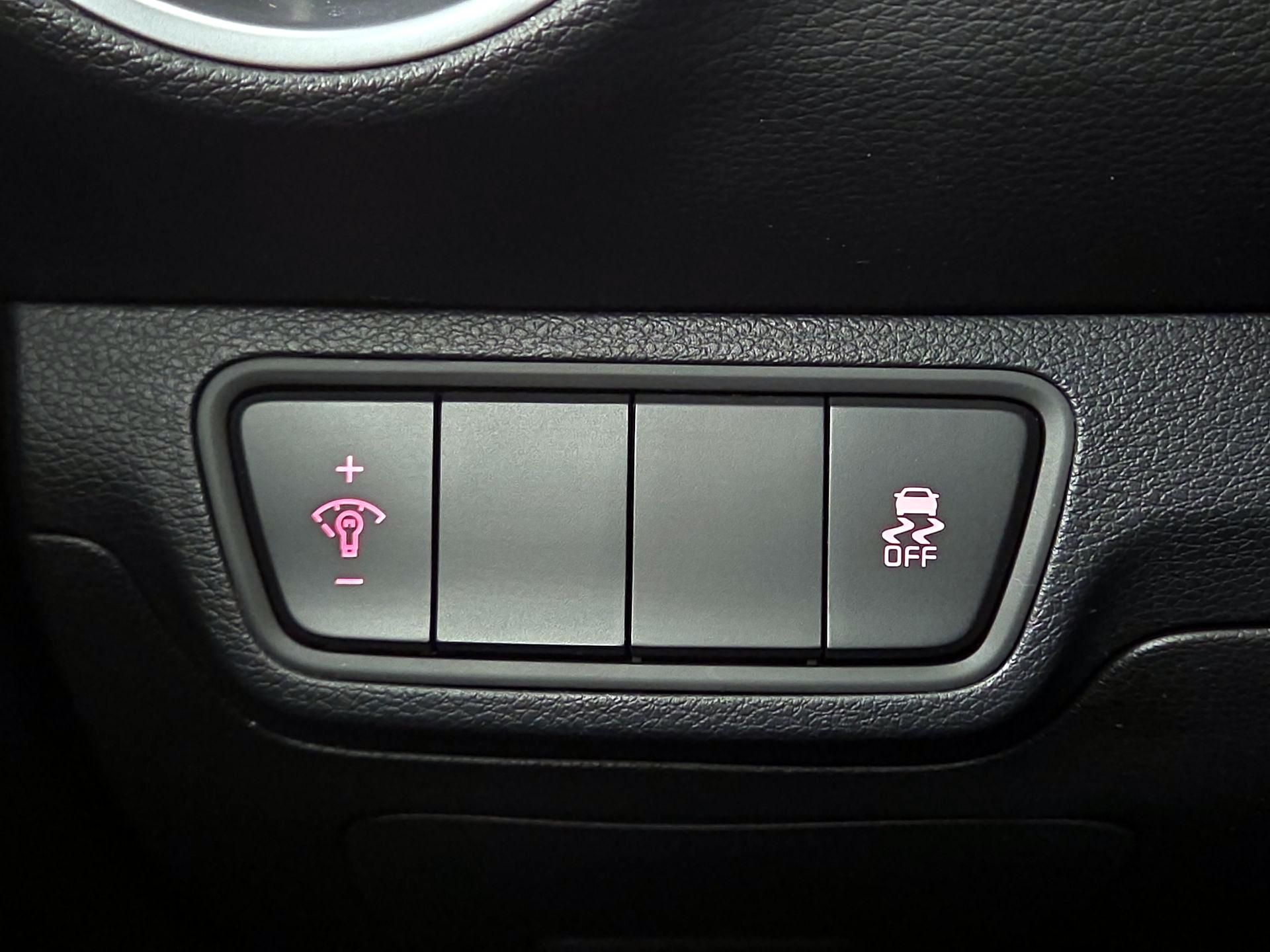 Thumbnail: 2024 Kia Forte - 13