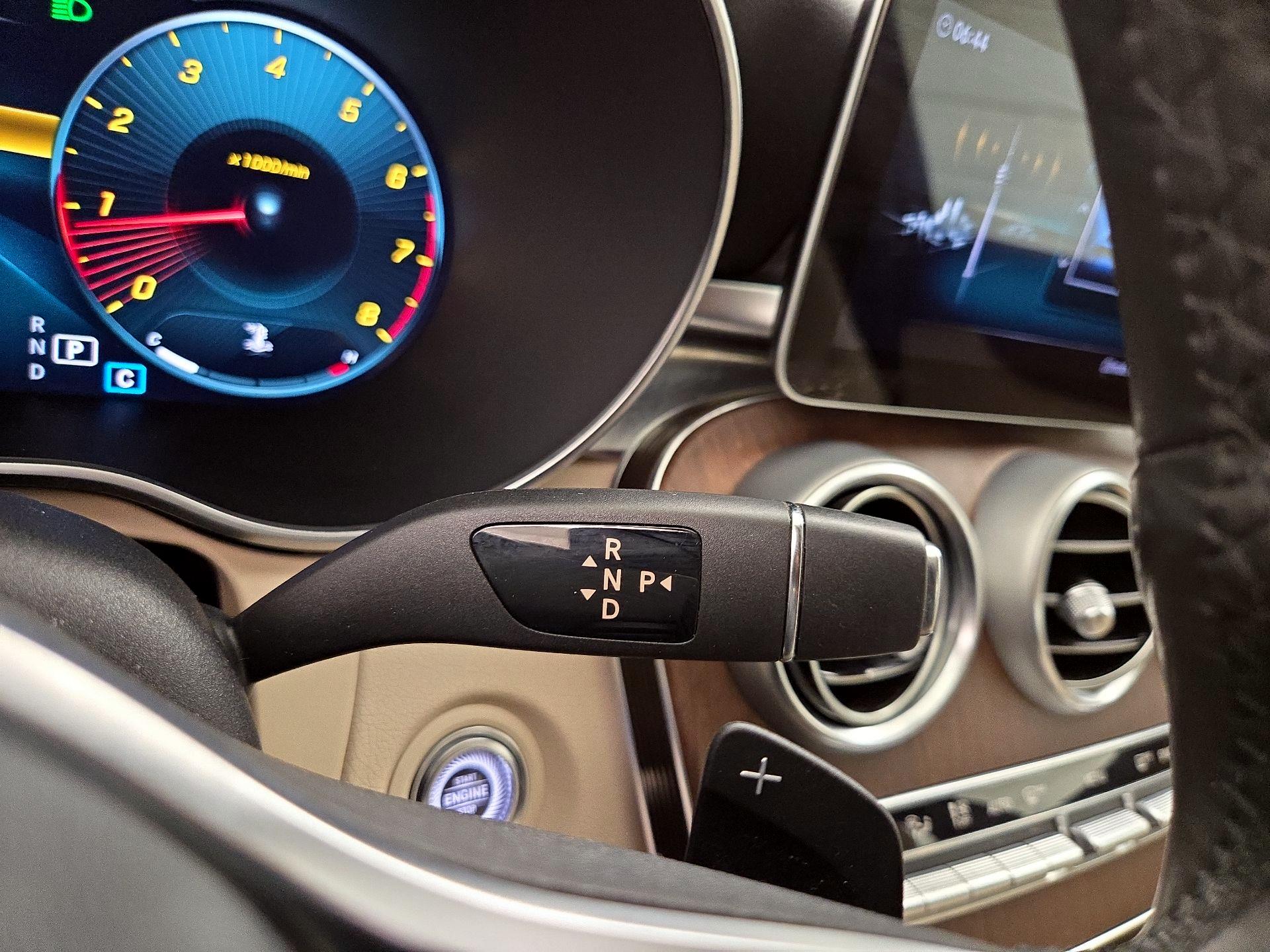 Thumbnail: 2021 Mercedes-Benz C-Class - 17