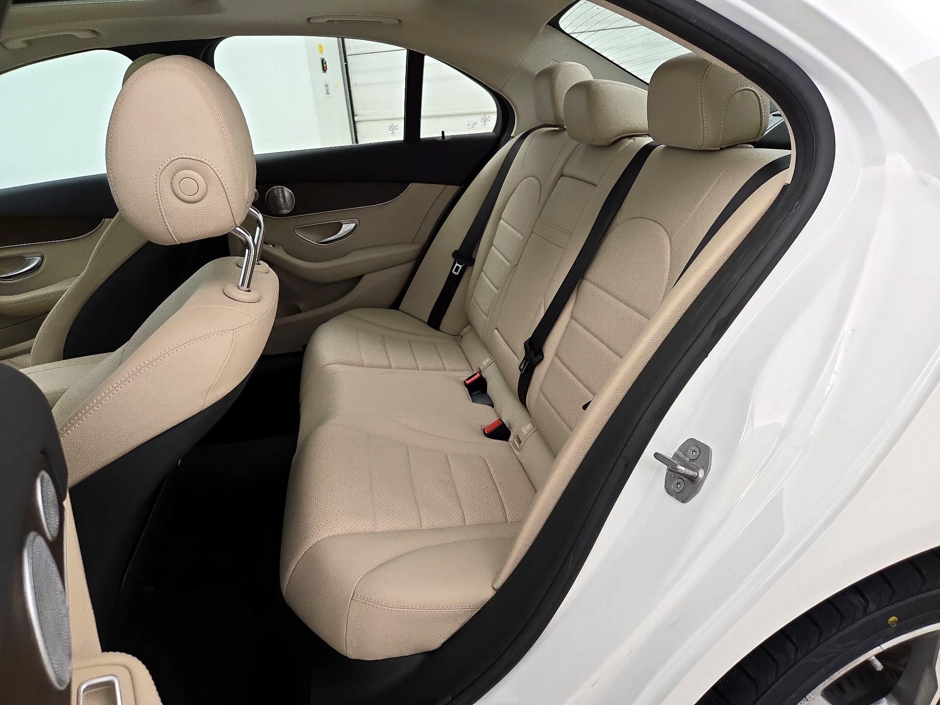 Thumbnail: 2021 Mercedes-Benz C-Class - 20