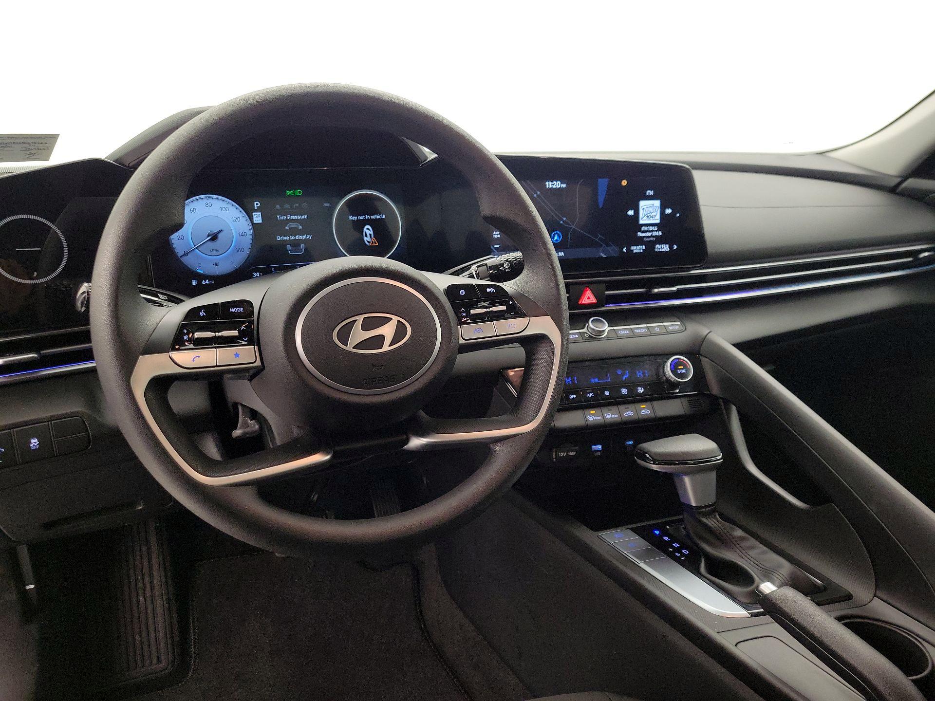 Thumbnail: 2024 Hyundai Elantra - 9