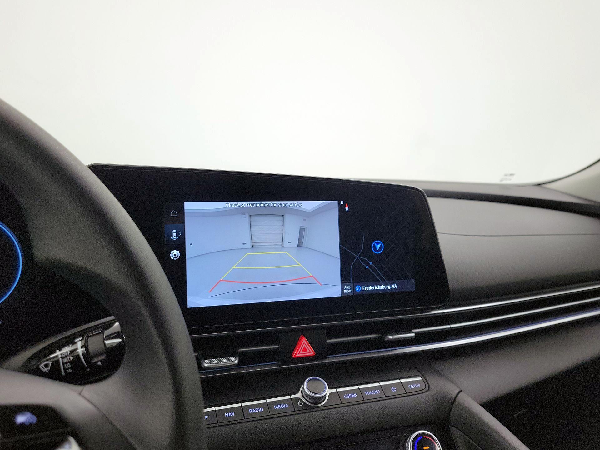 Thumbnail: 2024 Hyundai Elantra - 15