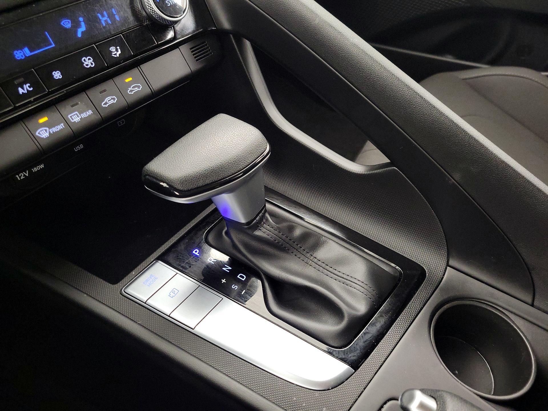 Thumbnail: 2024 Hyundai Elantra - 18