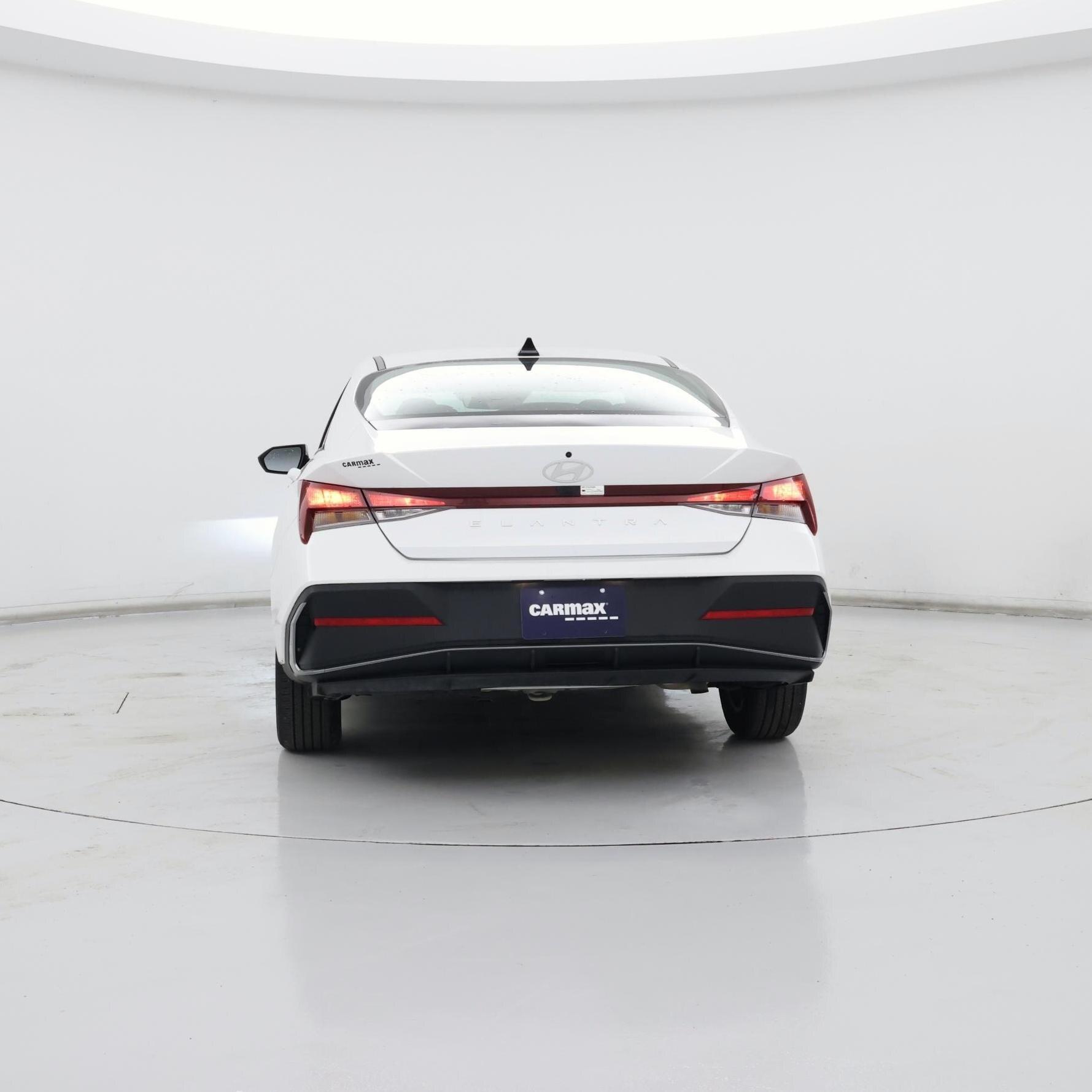 Thumbnail: 2024 Hyundai Elantra - 6