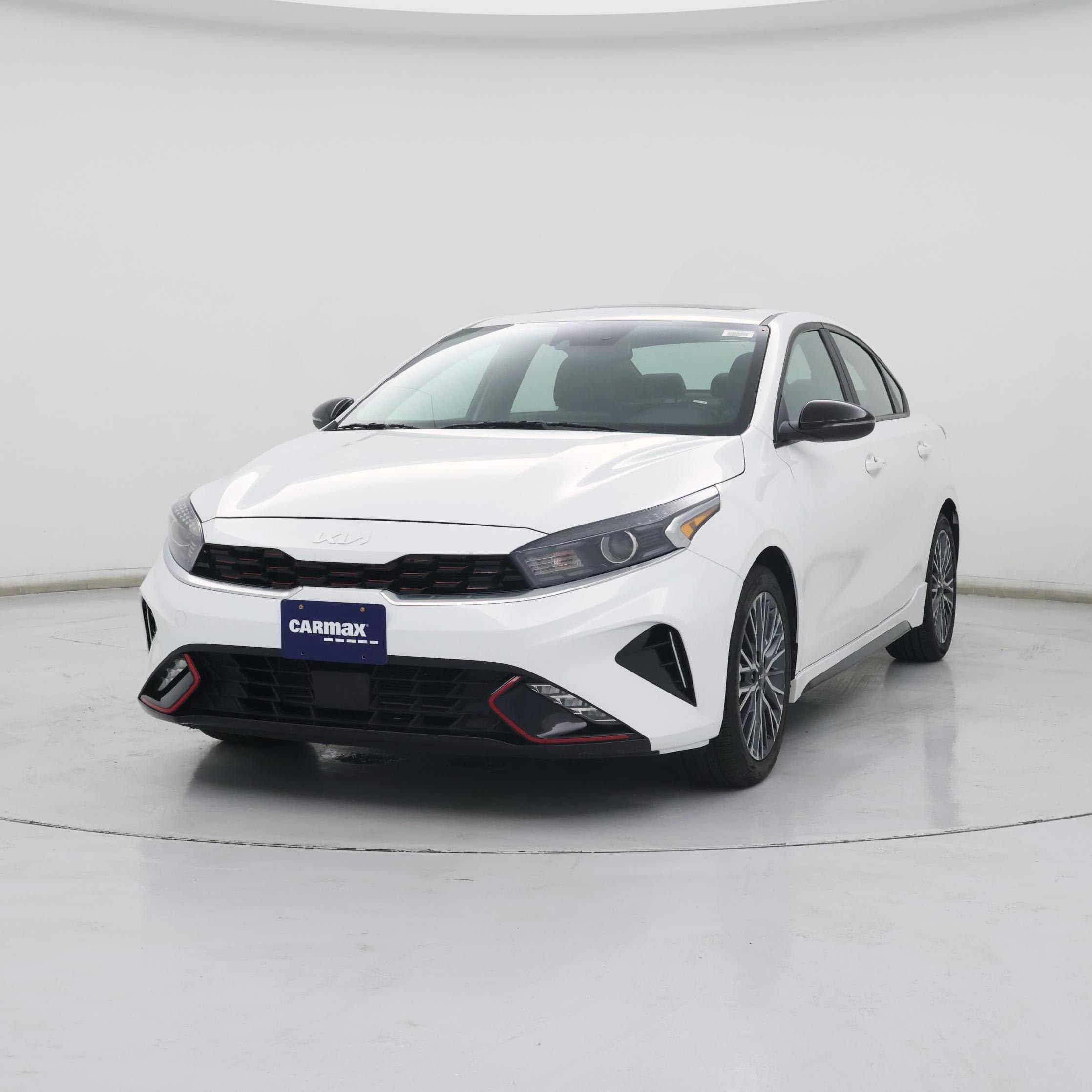 Thumbnail: 2023 Kia Forte - 4