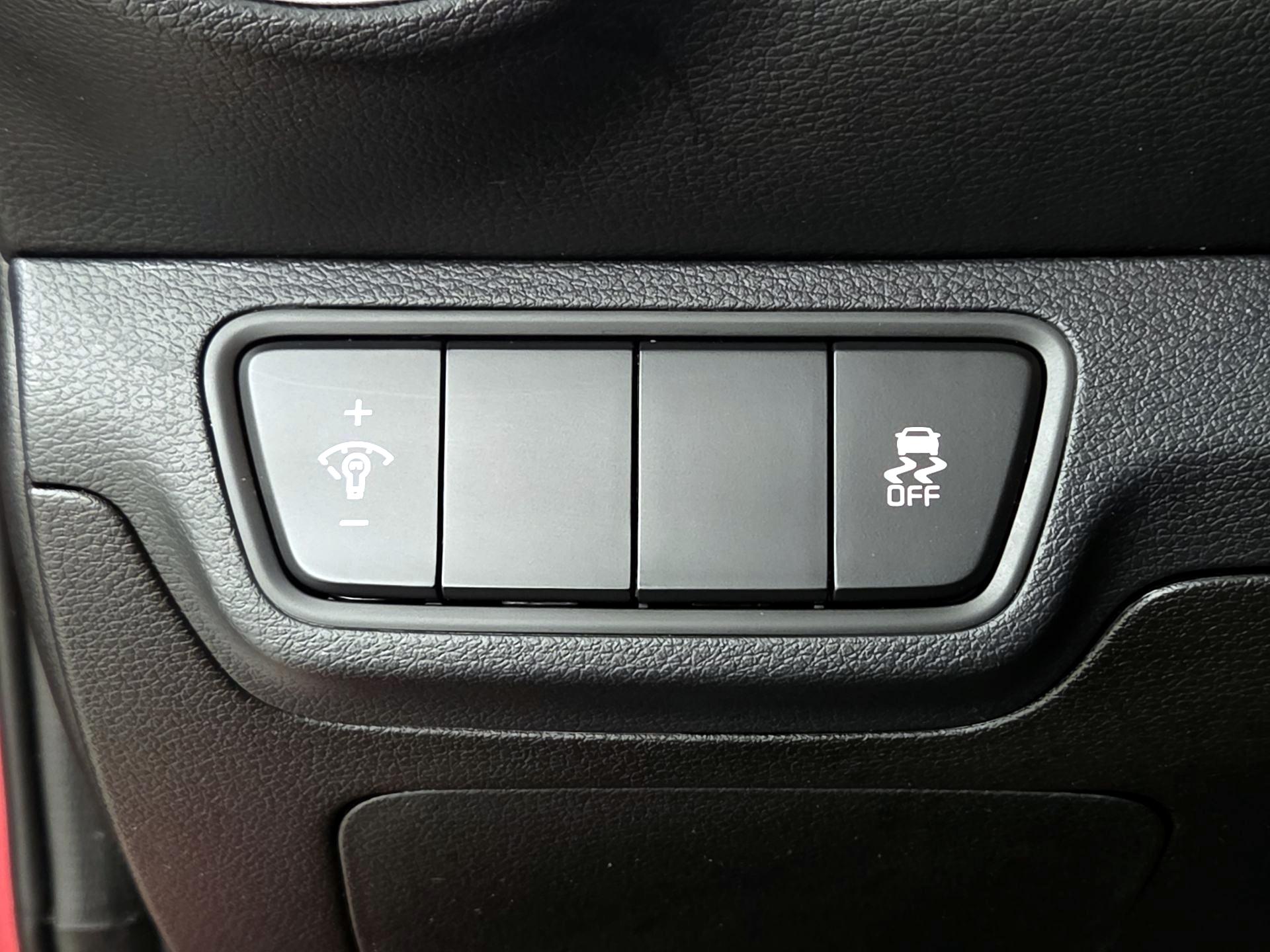 Thumbnail: 2023 Kia Forte - 13