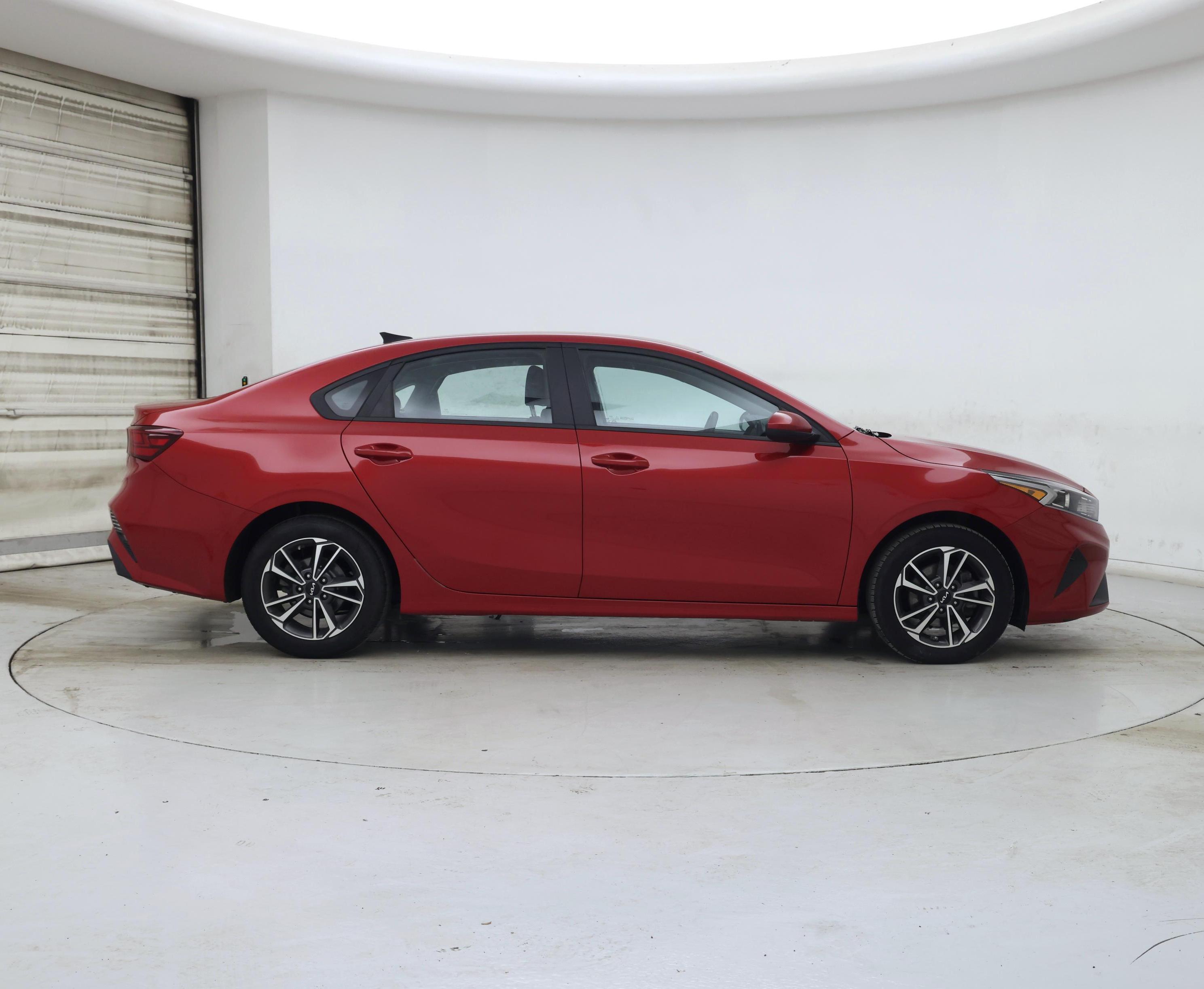 Thumbnail: 2023 Kia Forte - 7