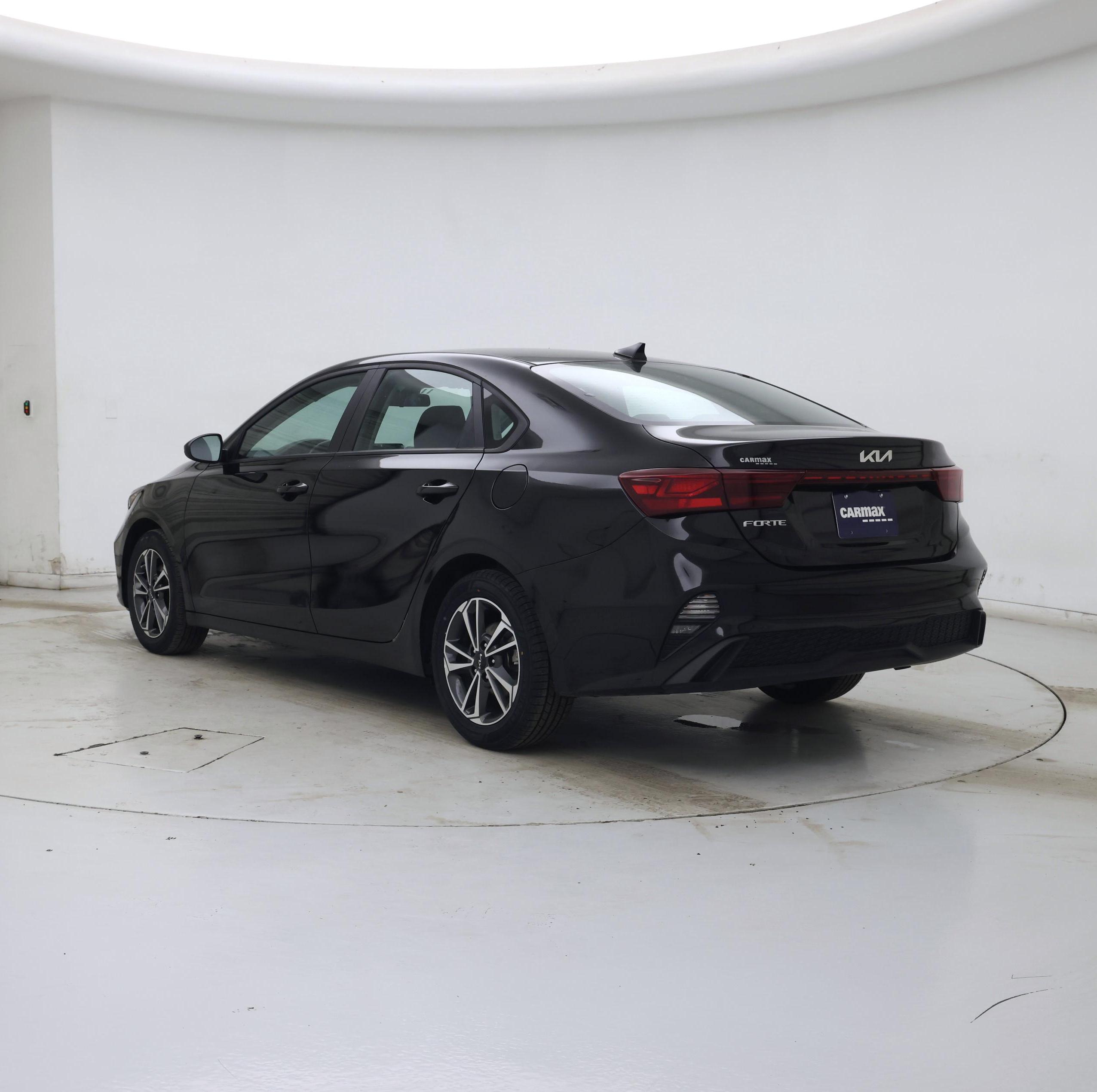 Thumbnail: 2024 Kia Forte - 2