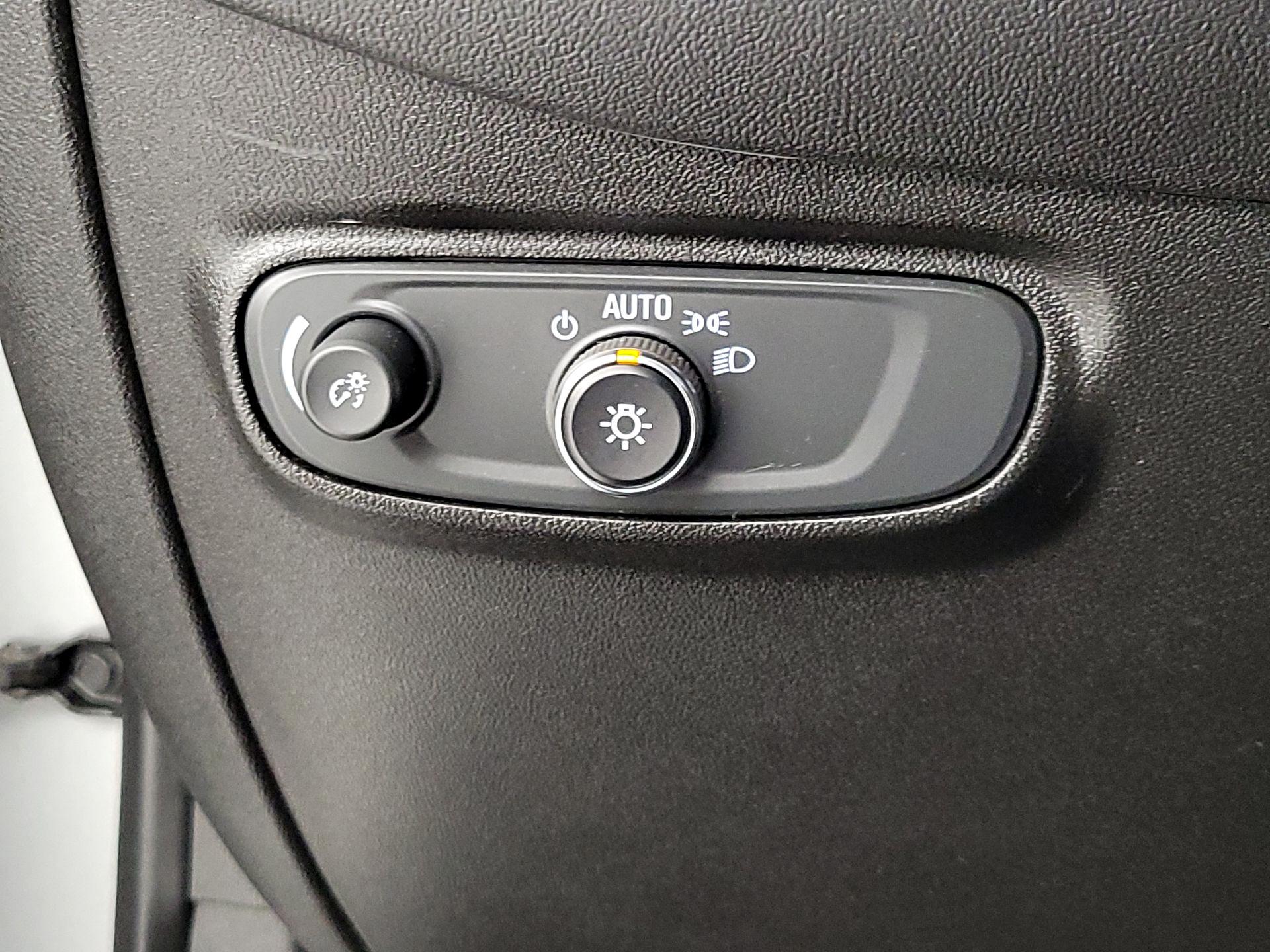 Thumbnail: 2021 Chevrolet Equinox - 13