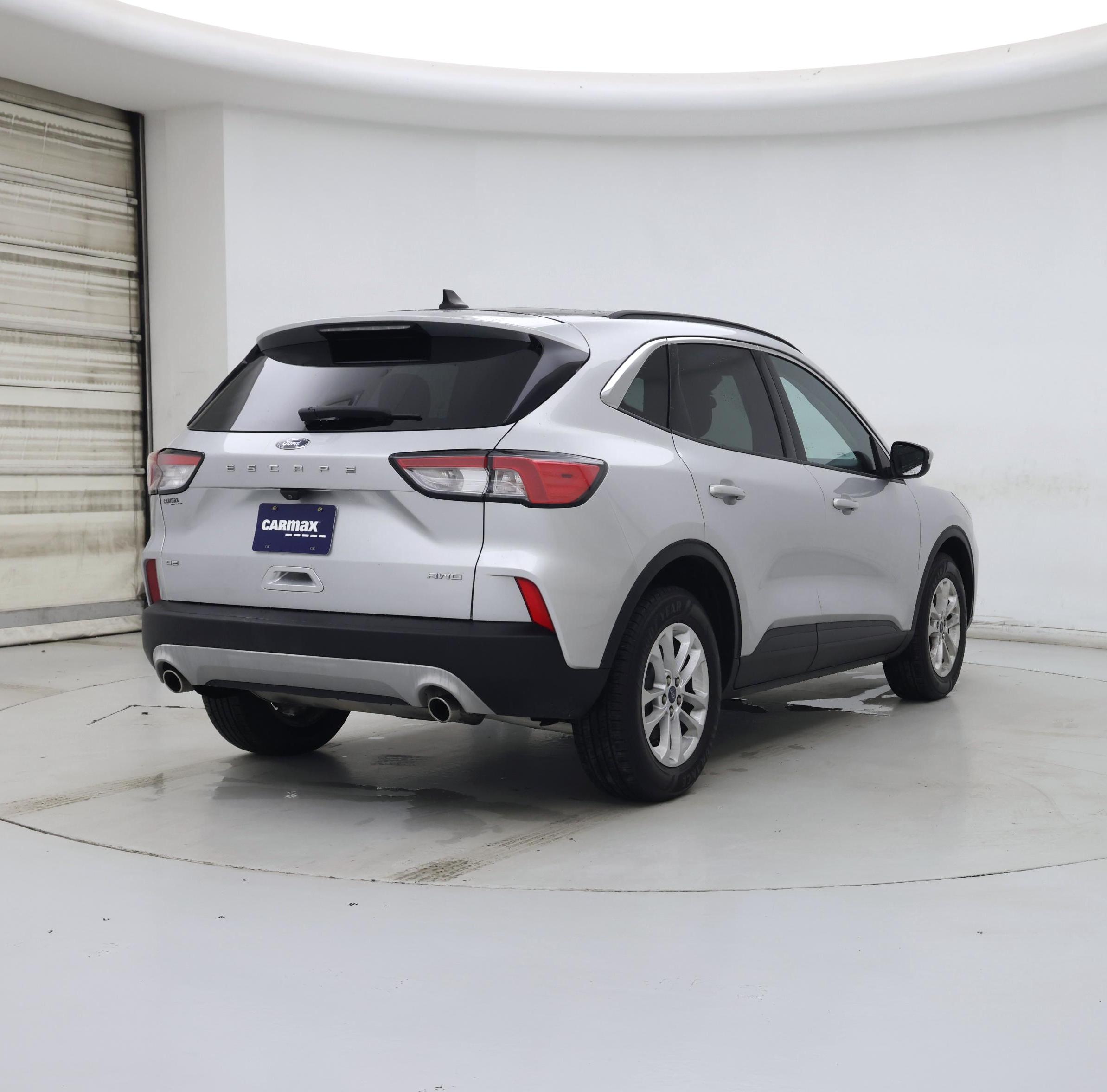 Thumbnail: 2020 Ford Escape - 8