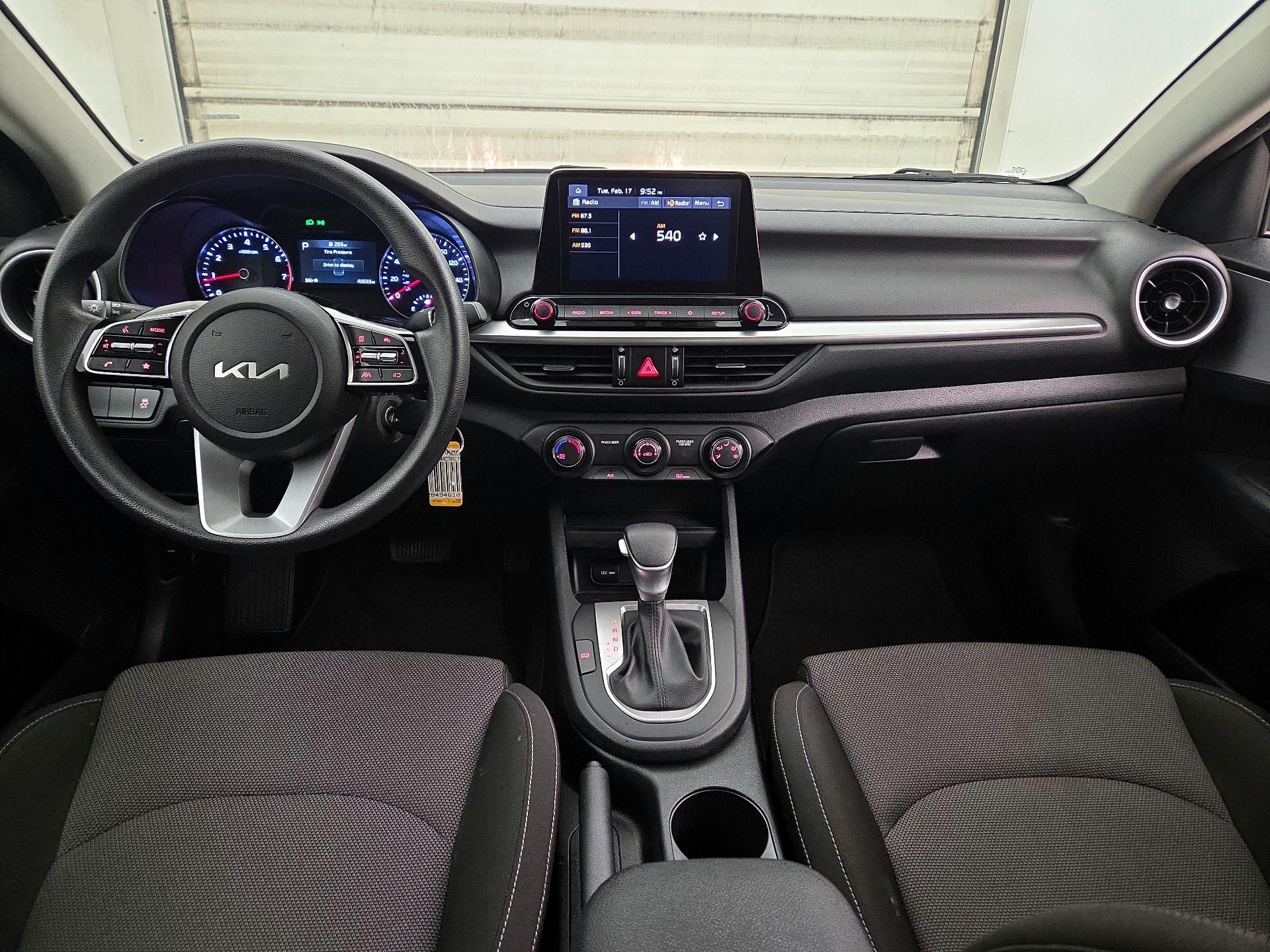 Thumbnail: 2024 Kia Forte - 9