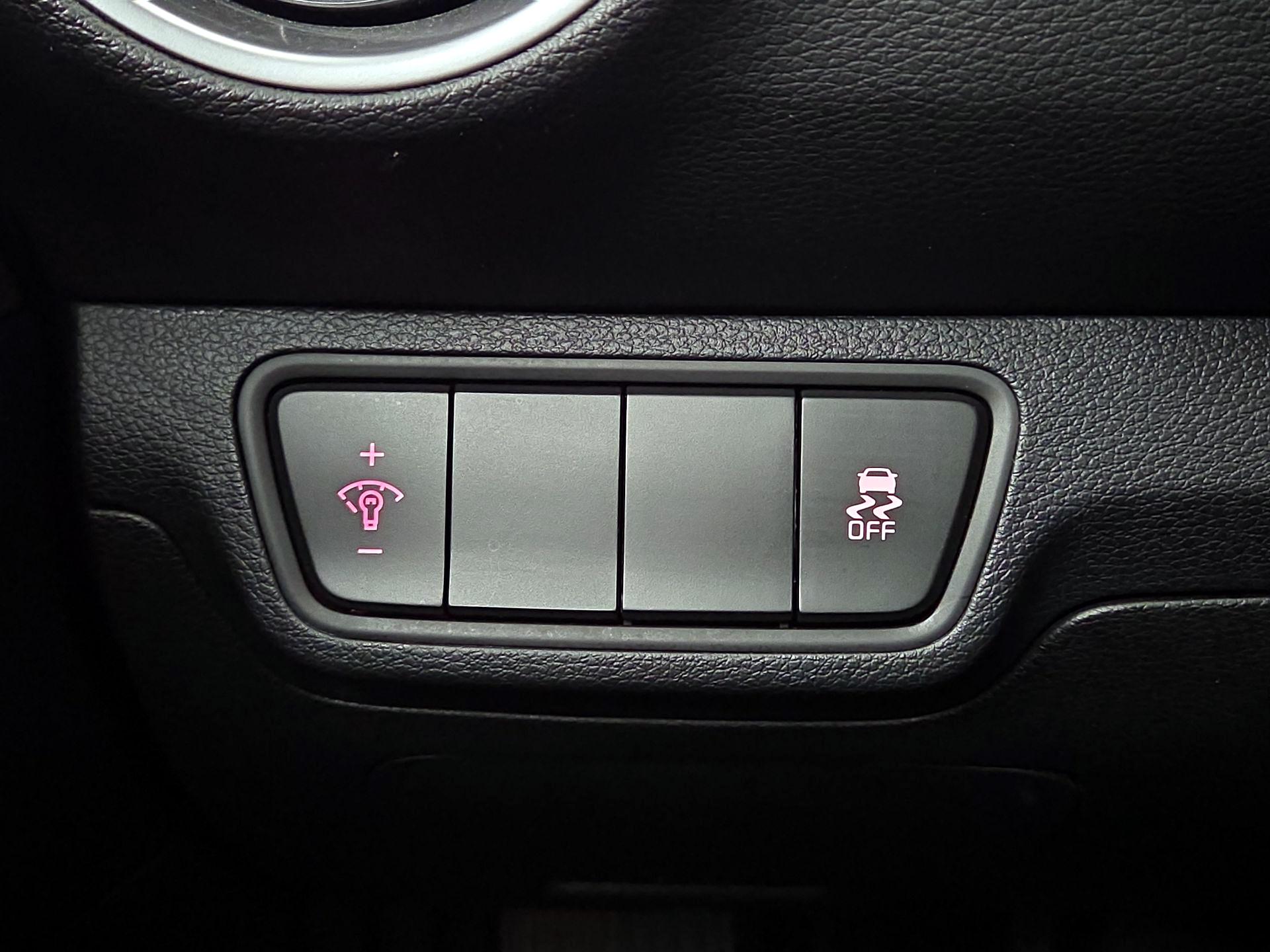 Thumbnail: 2024 Kia Forte - 13