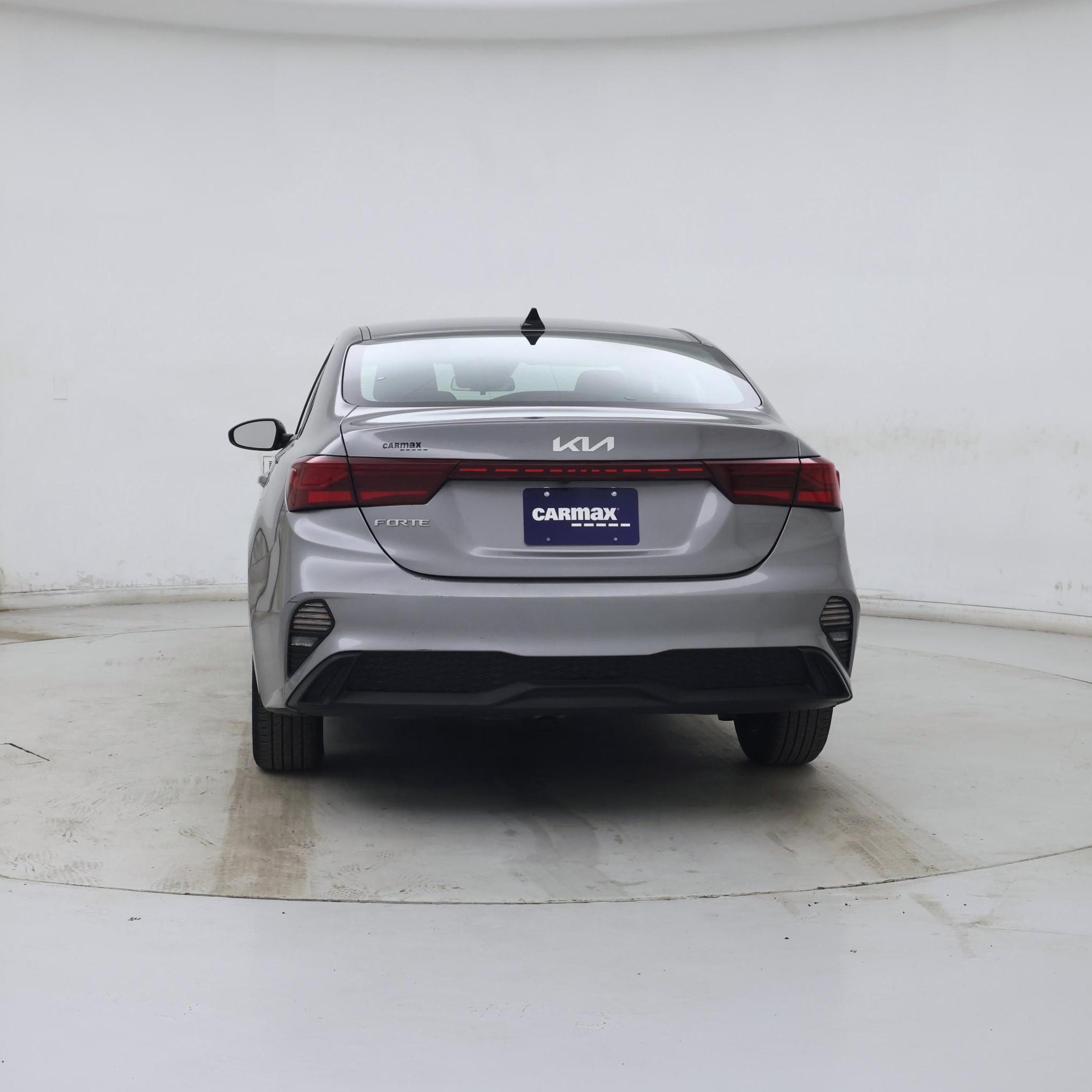 Thumbnail: 2024 Kia Forte - 6