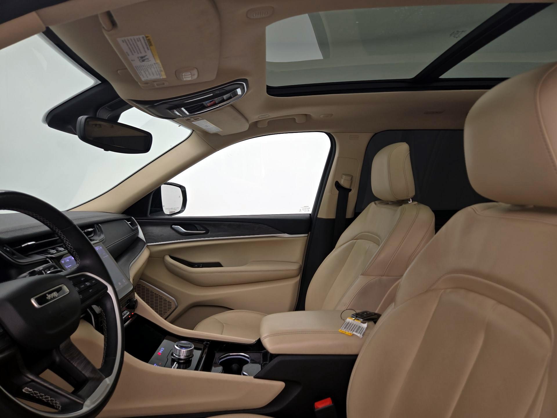 Thumbnail: 2021 Jeep Grand Cherokee L - 20