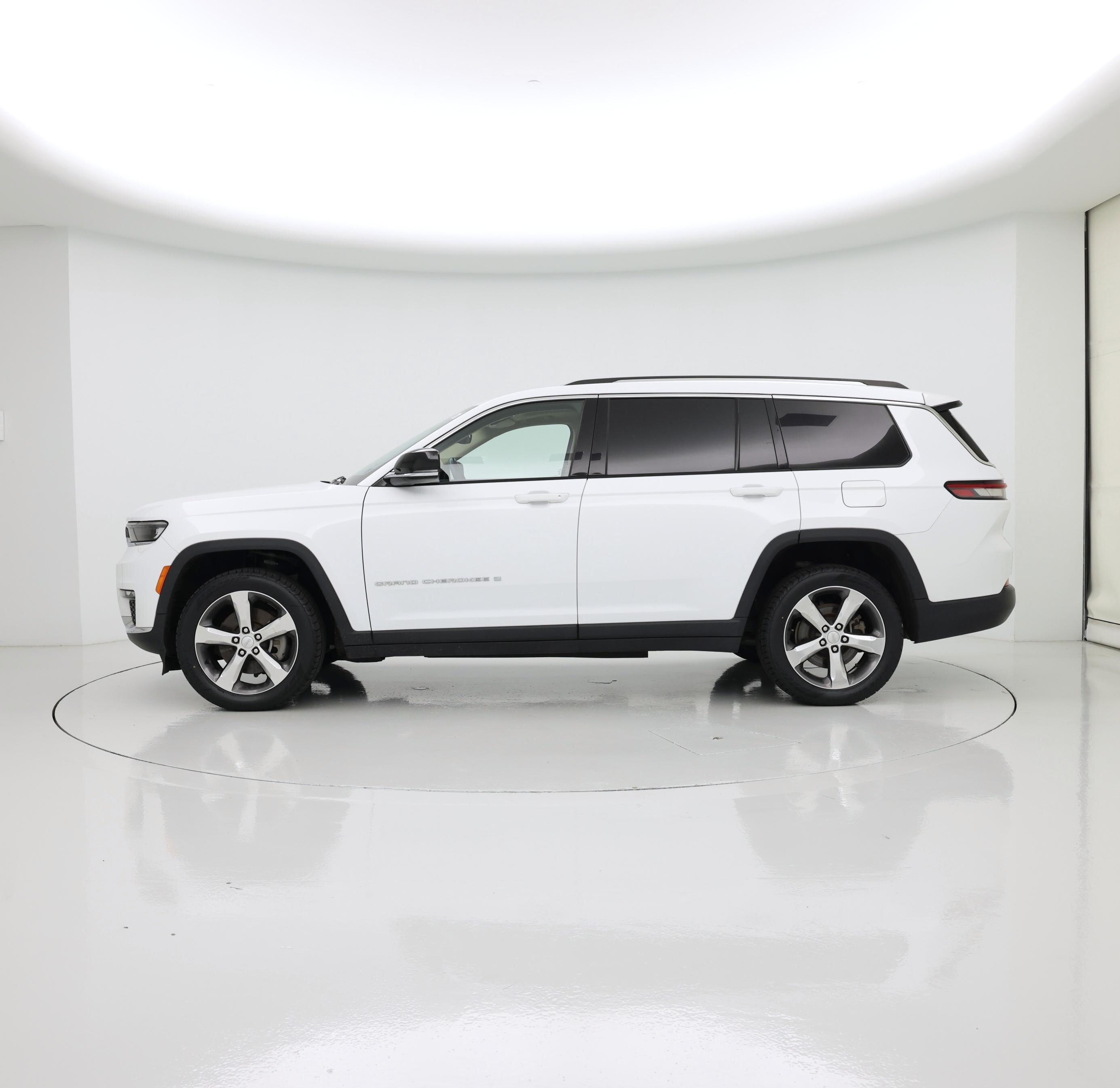 Thumbnail: 2021 Jeep Grand Cherokee L - 3