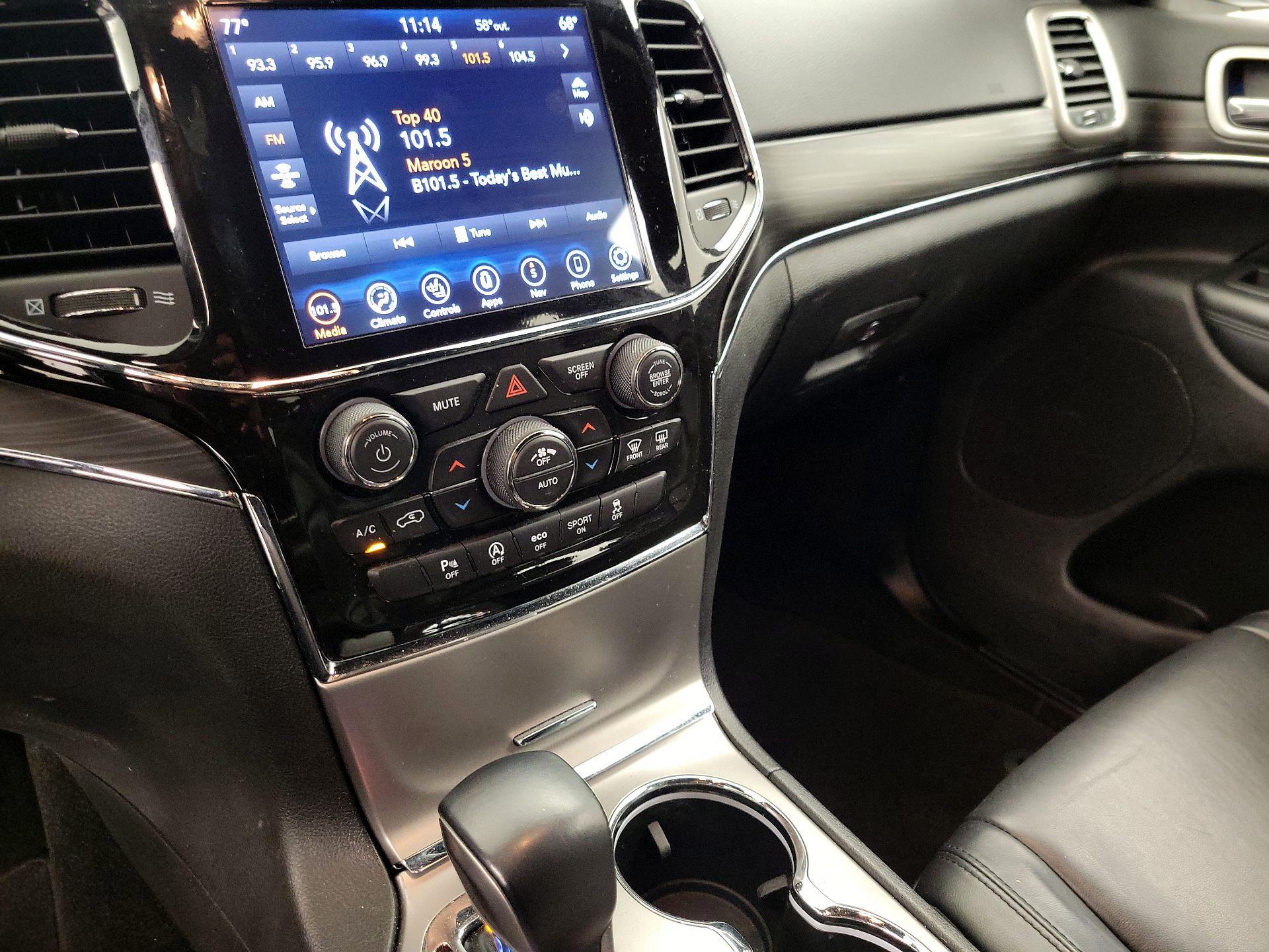 Thumbnail: 2021 Jeep Grand Cherokee - 17