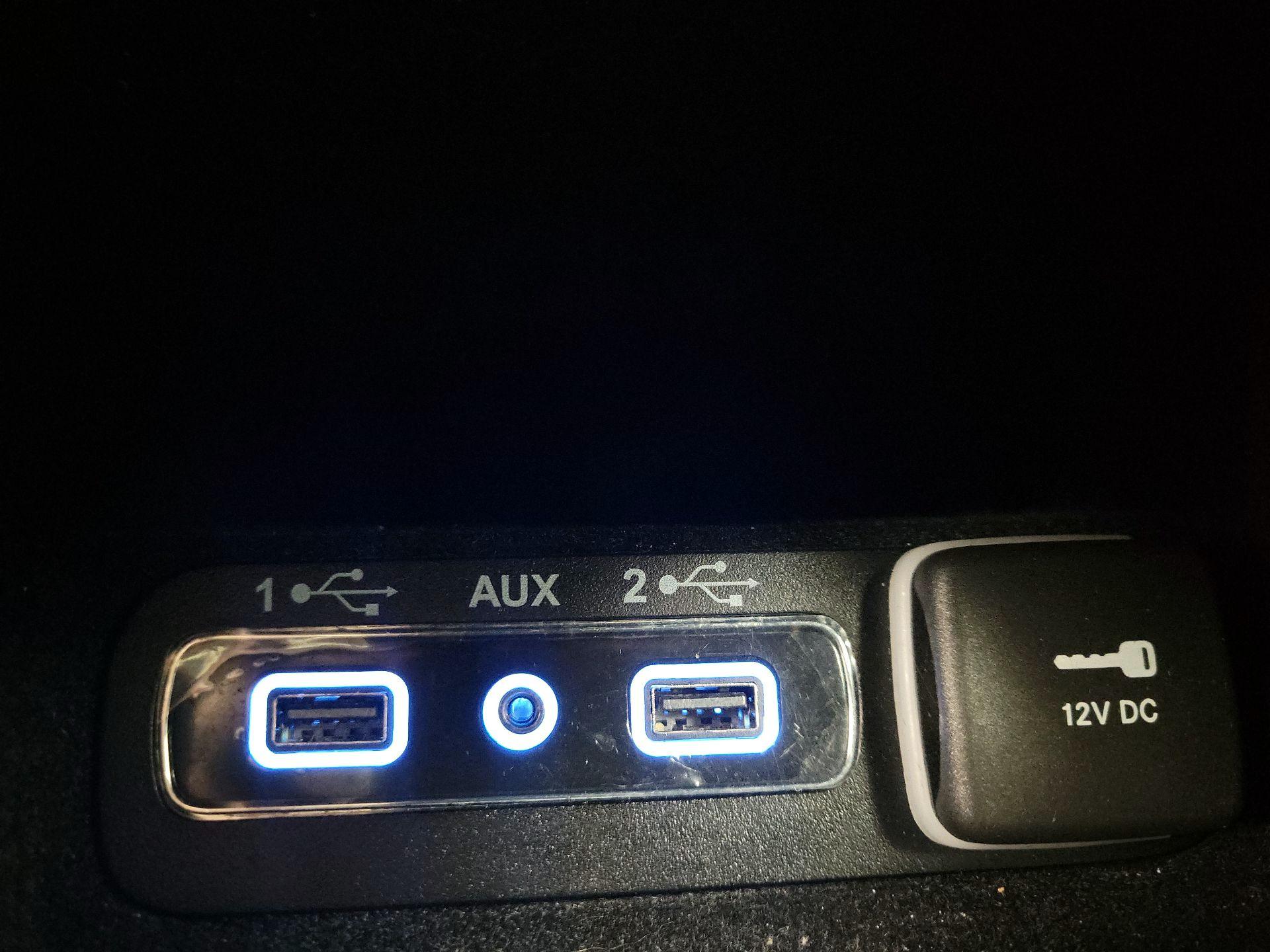 Thumbnail: 2021 Jeep Grand Cherokee - 19