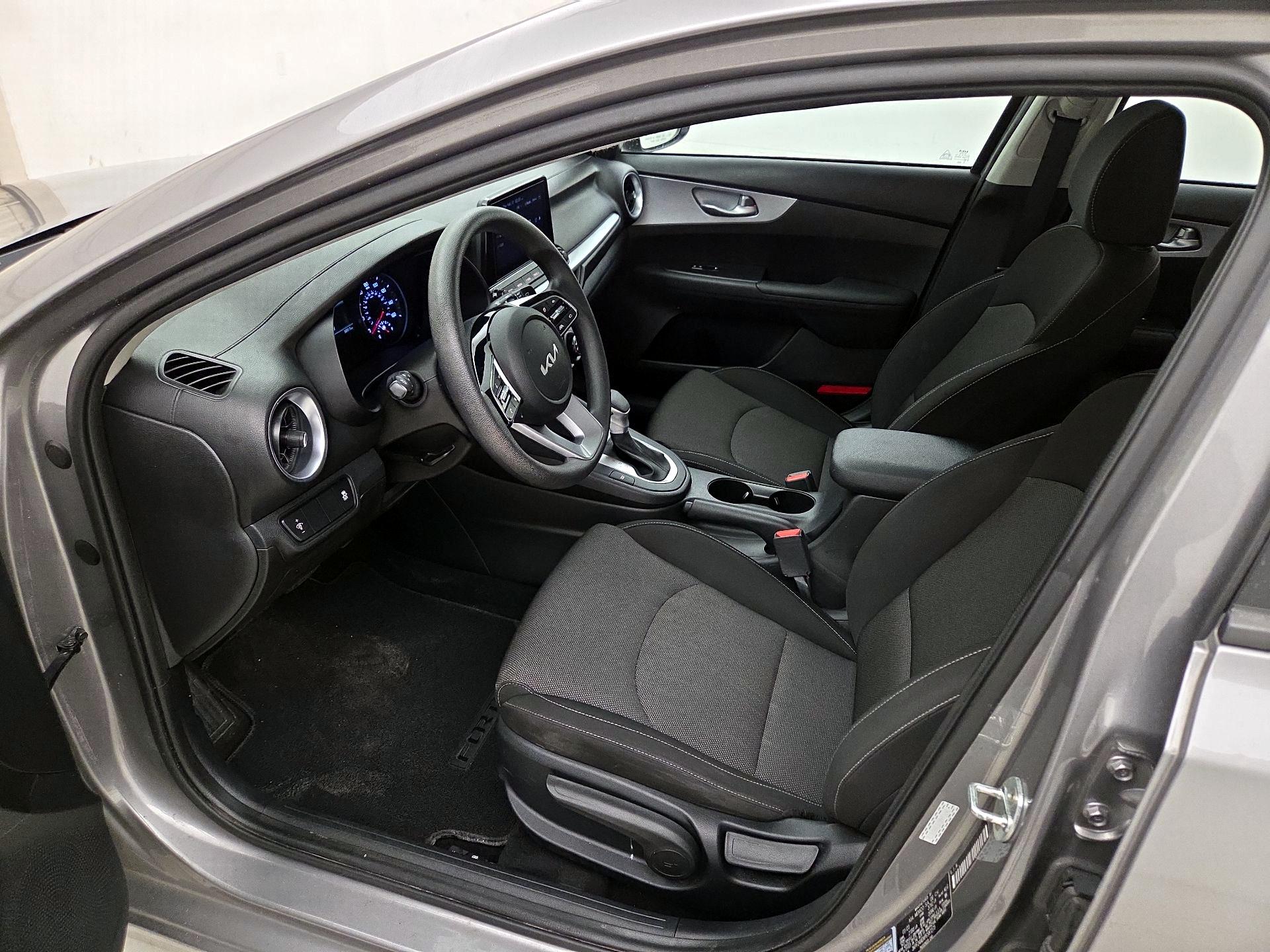 Thumbnail: 2023 Kia Forte - 11