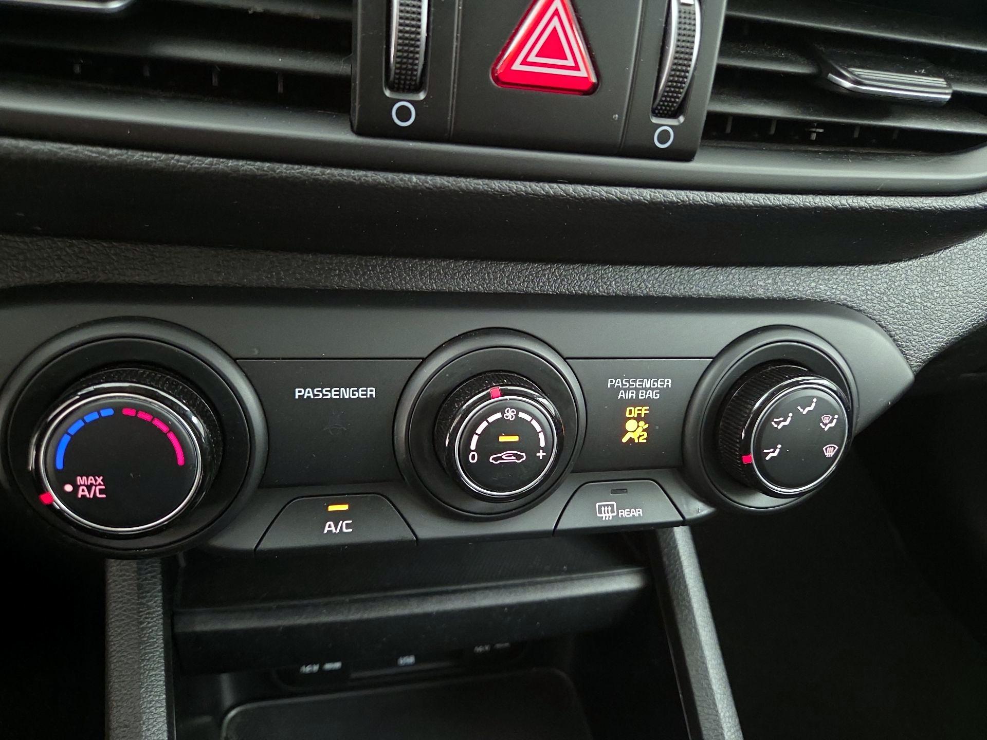 Thumbnail: 2023 Kia Forte - 16